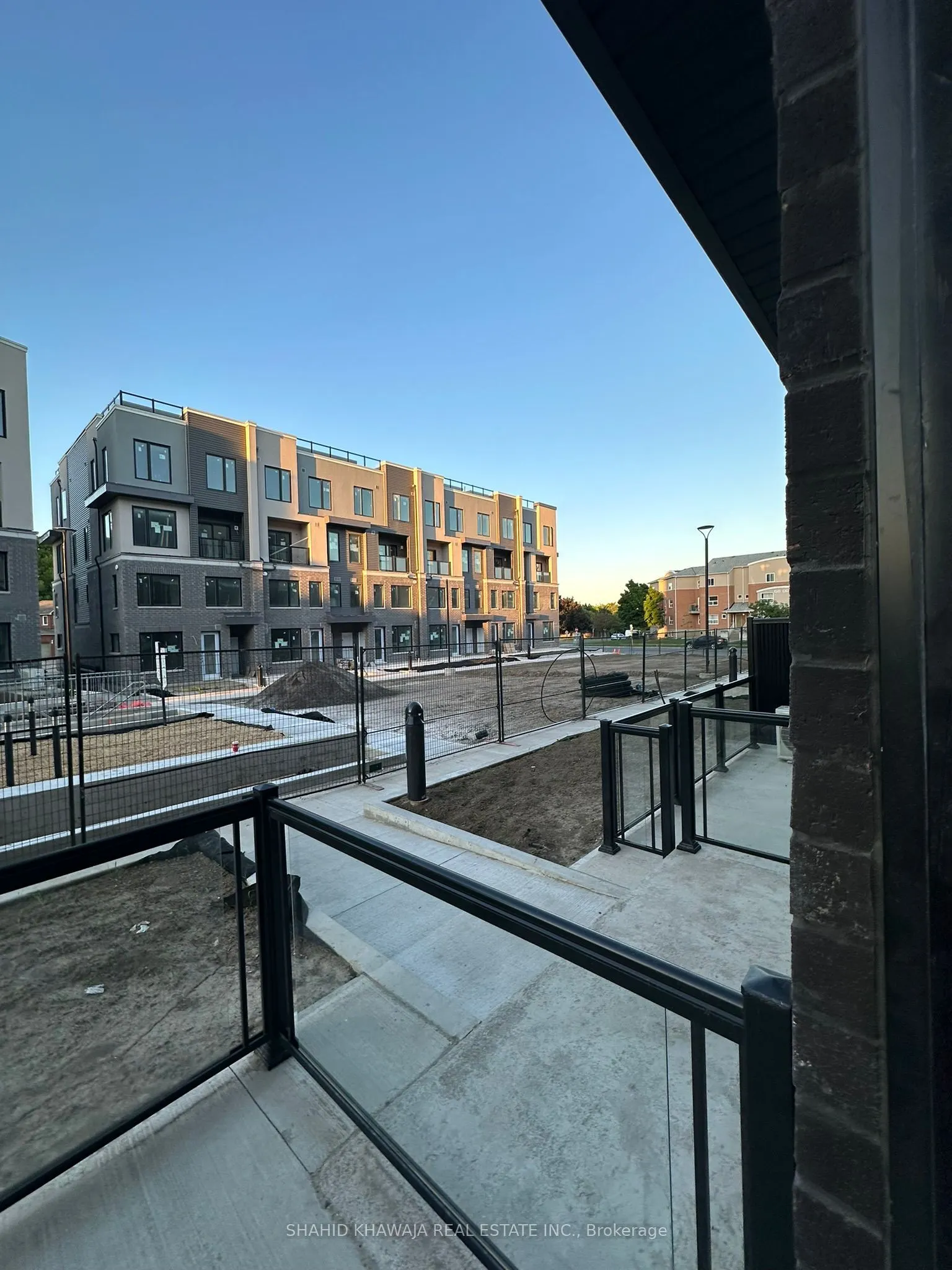 3546 Colonial Drive, #27