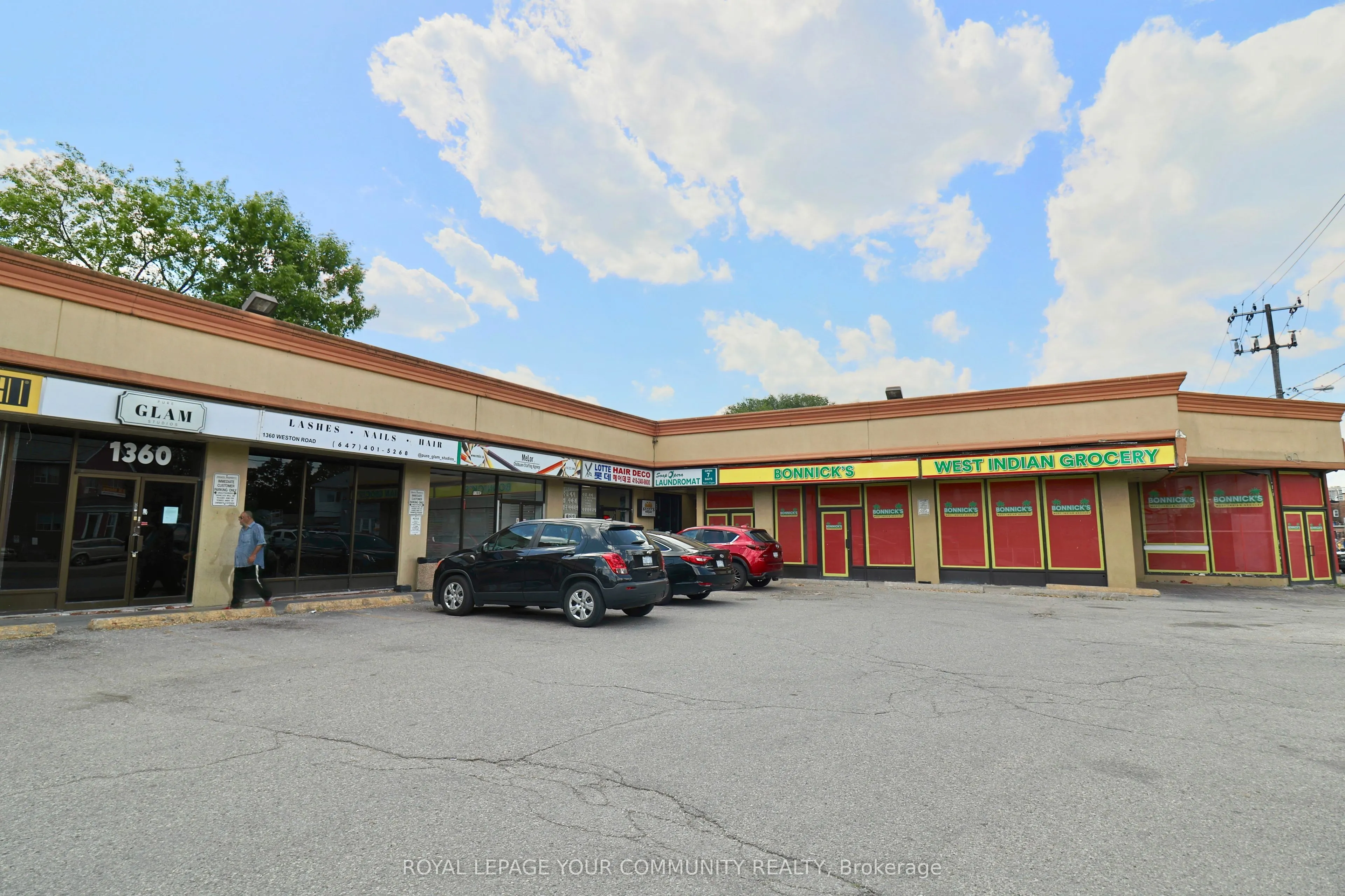 1370 Weston Road