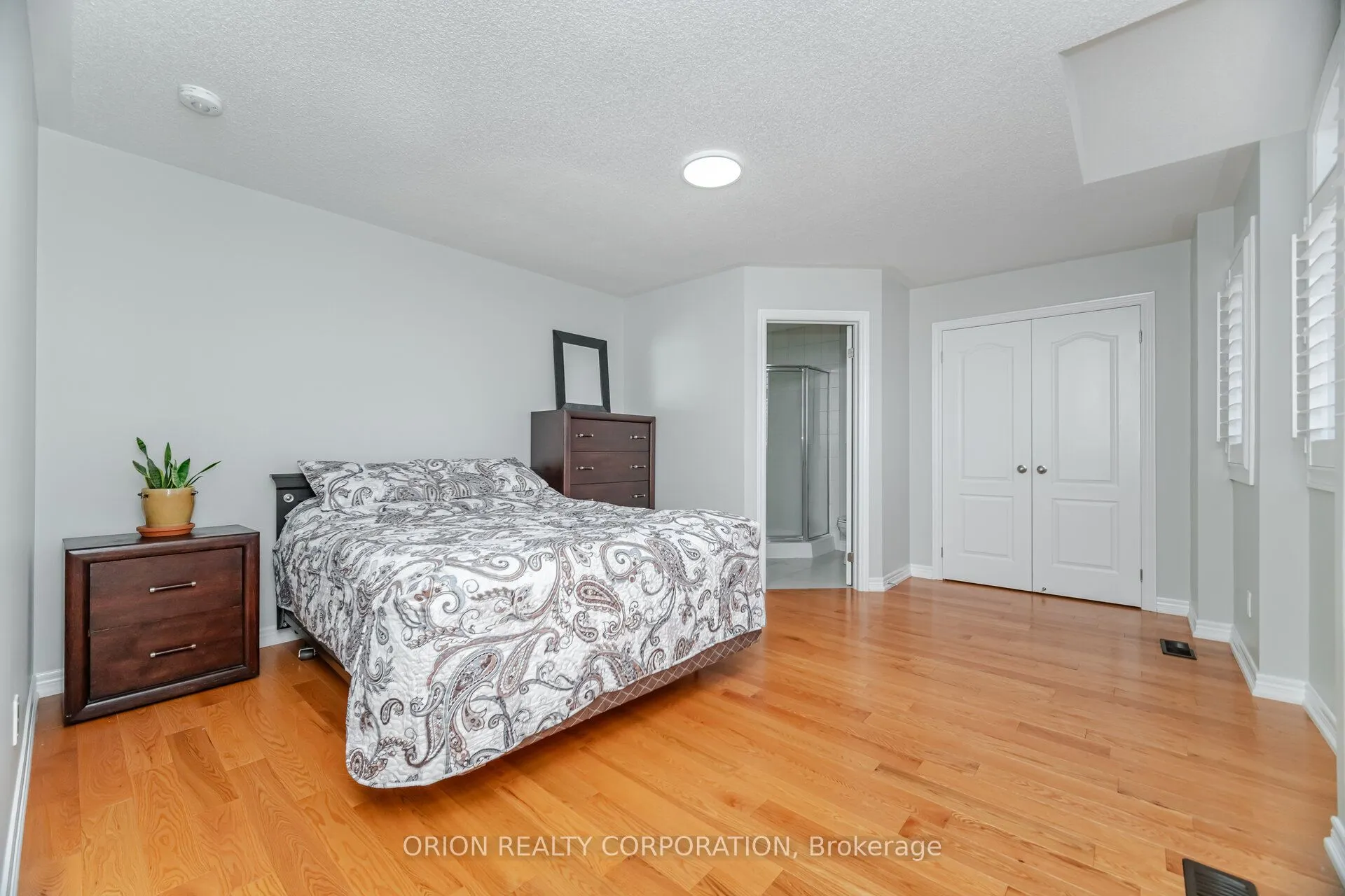 802 Miltonbrook Crescent