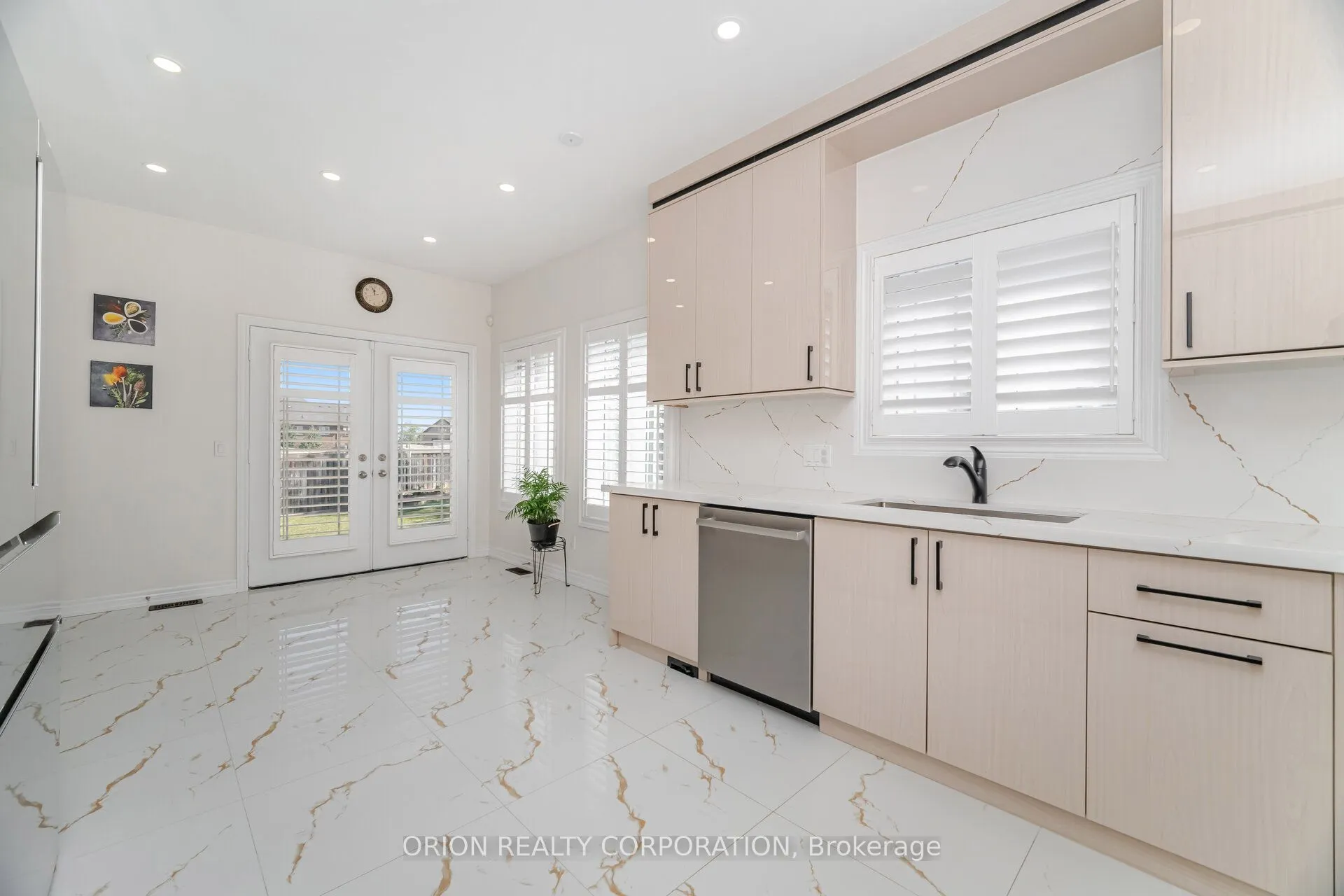 802 Miltonbrook Crescent