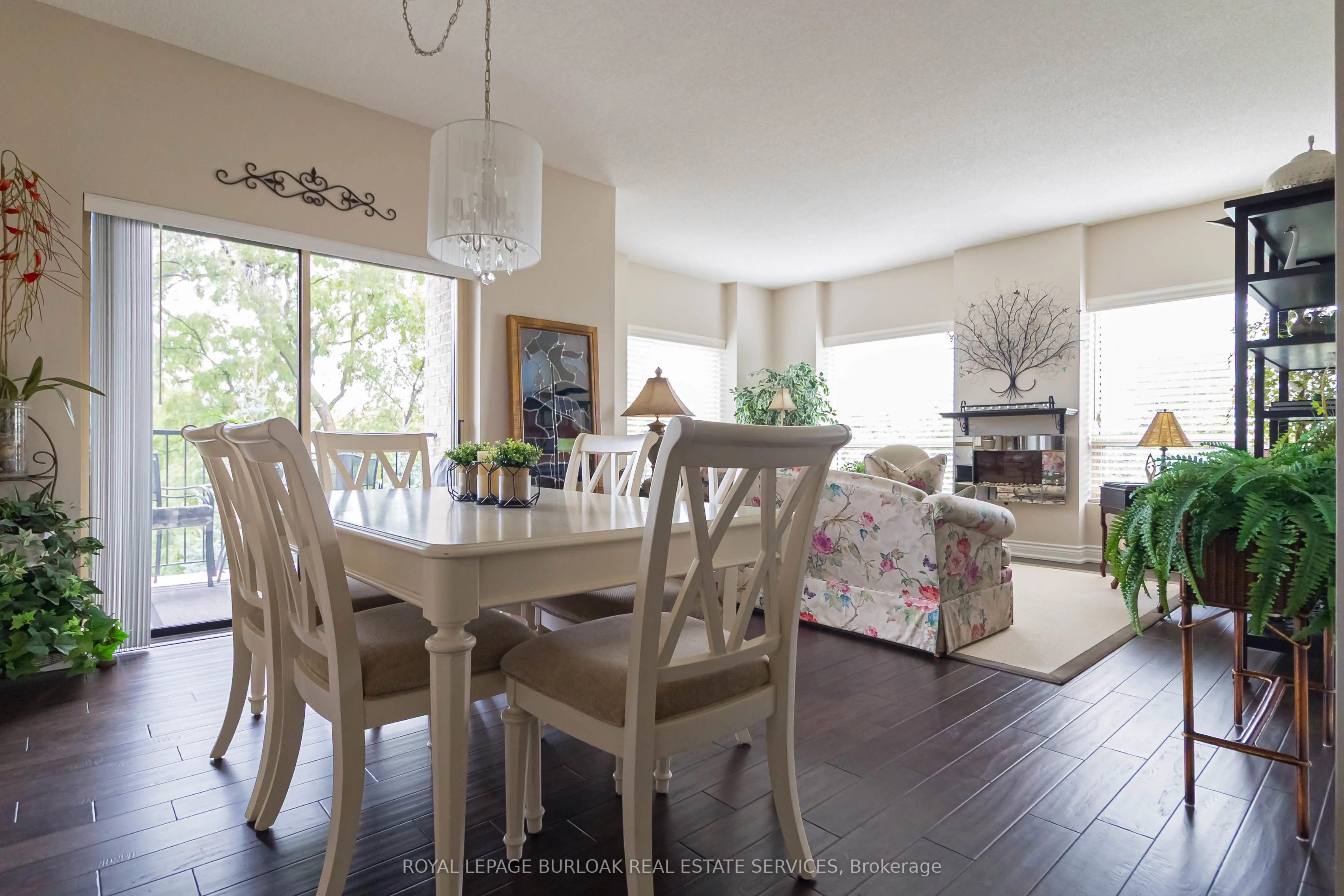 3497 Upper Middle Road, #305
