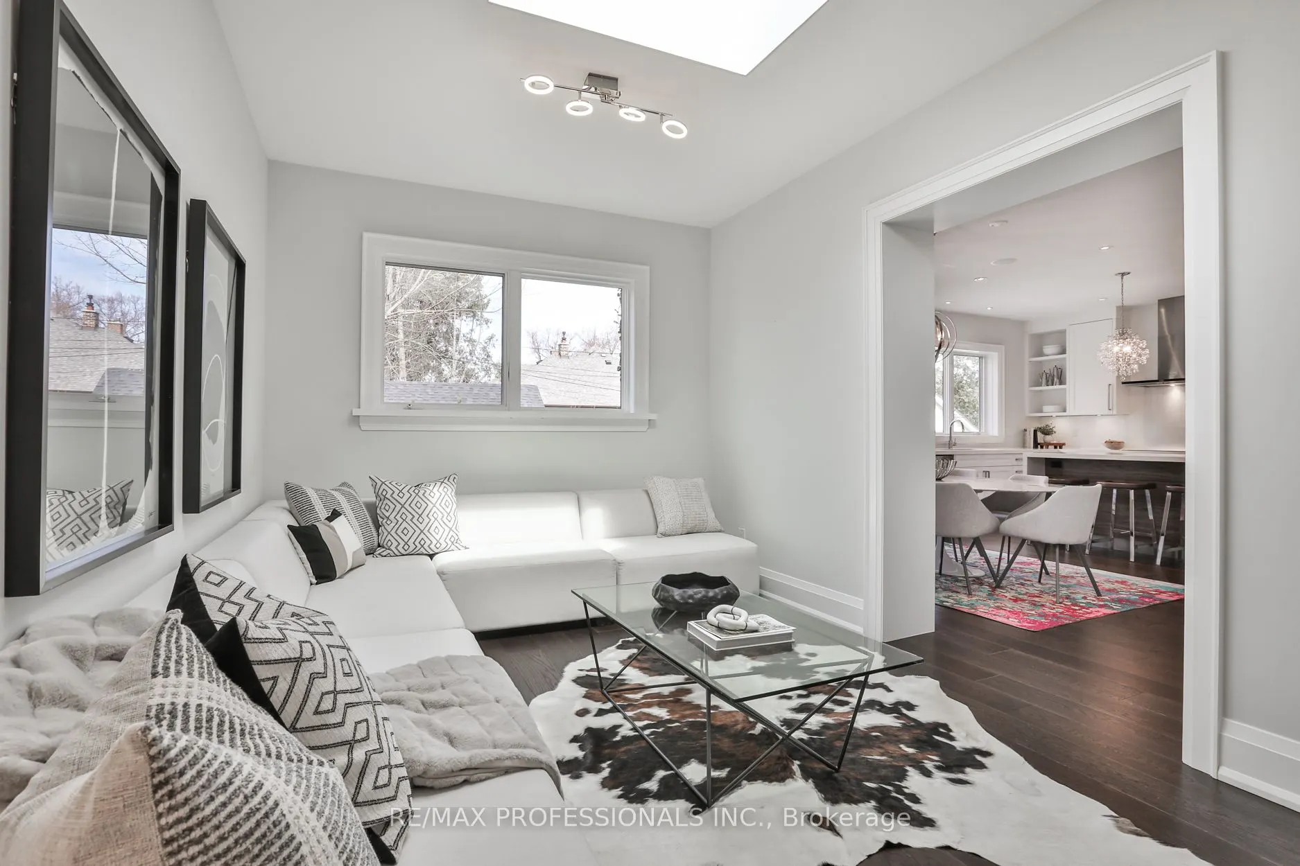 6 Meadowcrest Road