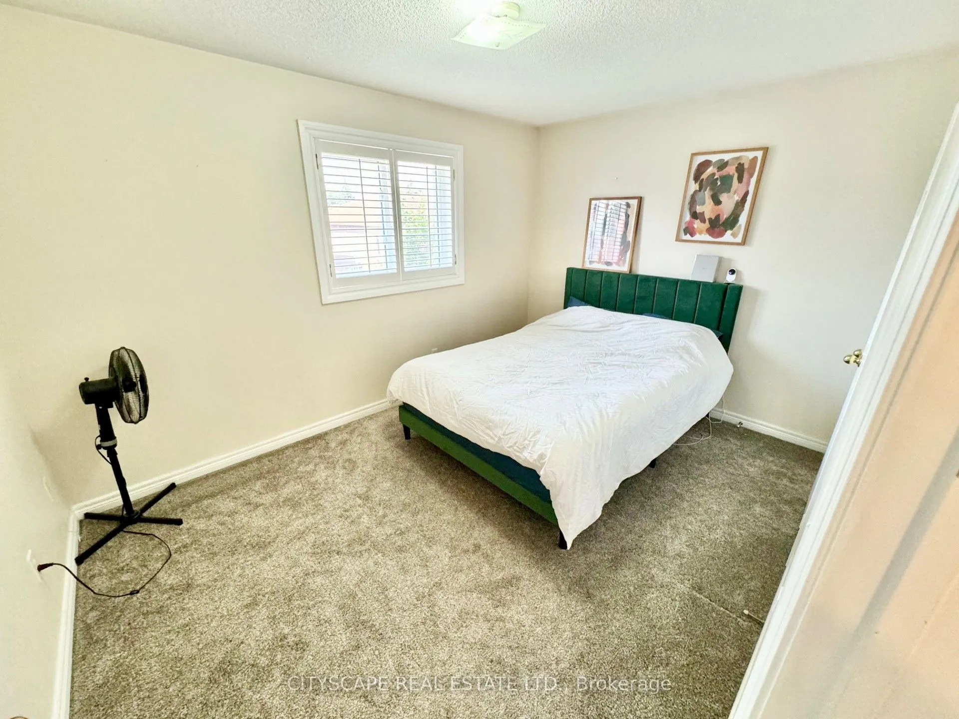 533 Leatherleaf Drive