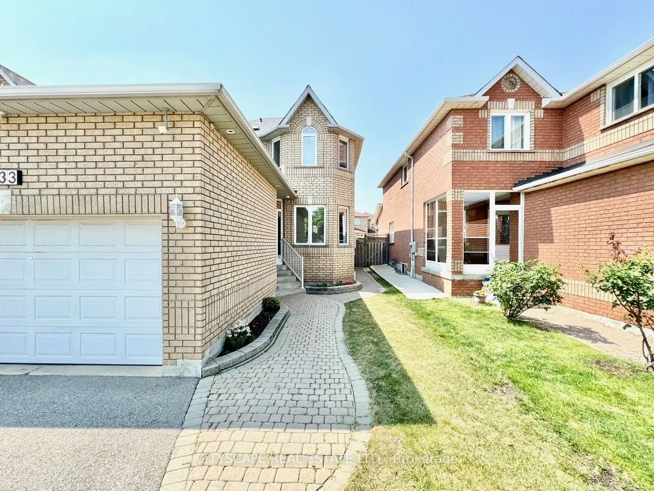 533 Leatherleaf Drive