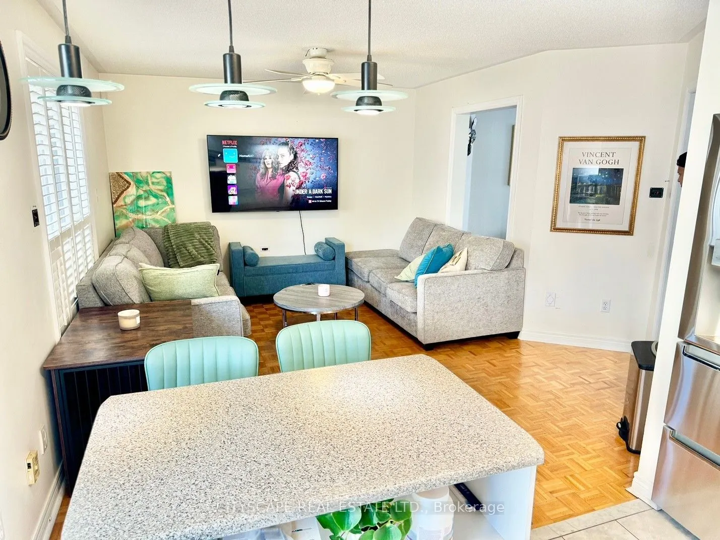 533 Leatherleaf Drive