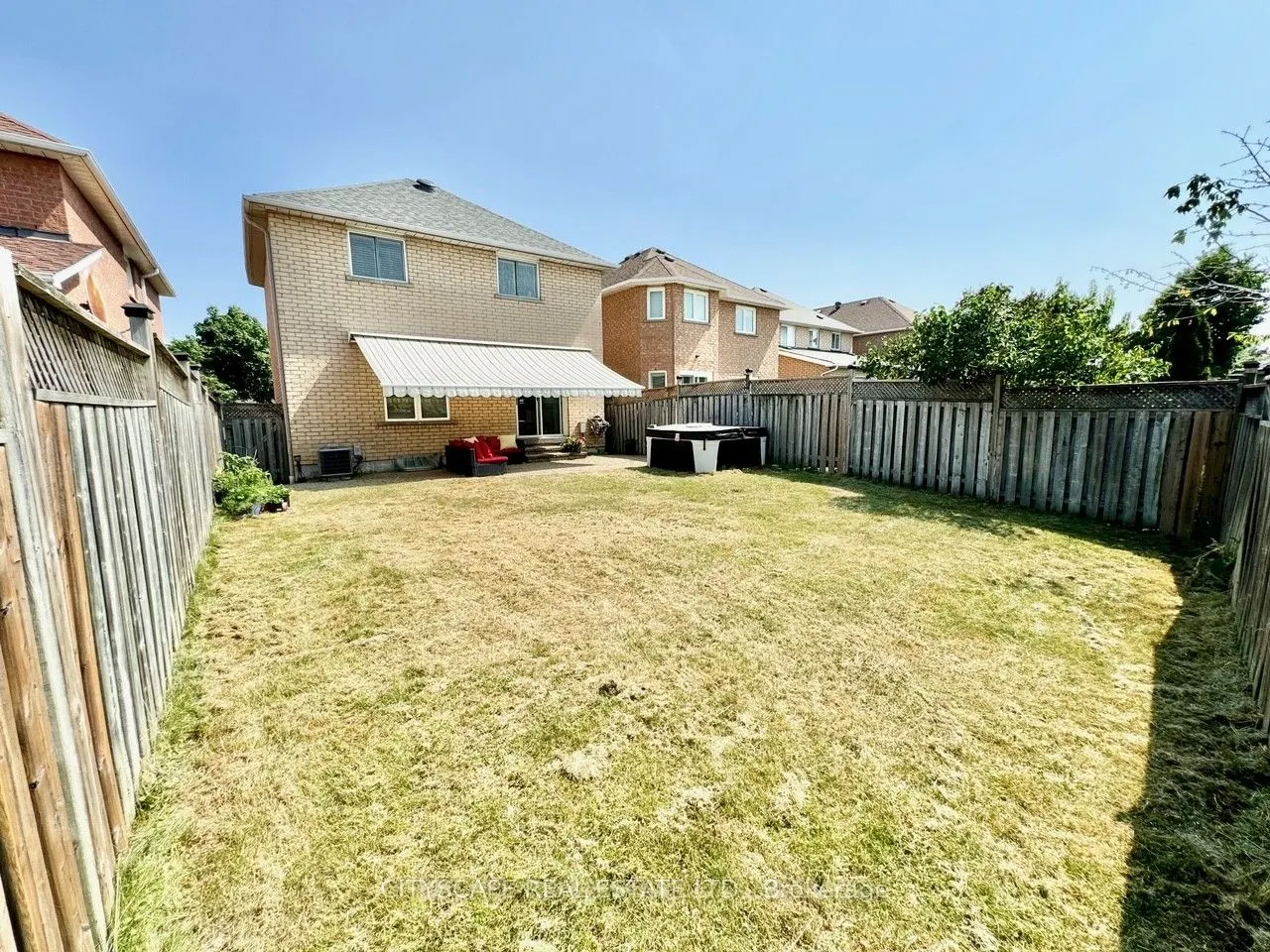 533 Leatherleaf Drive