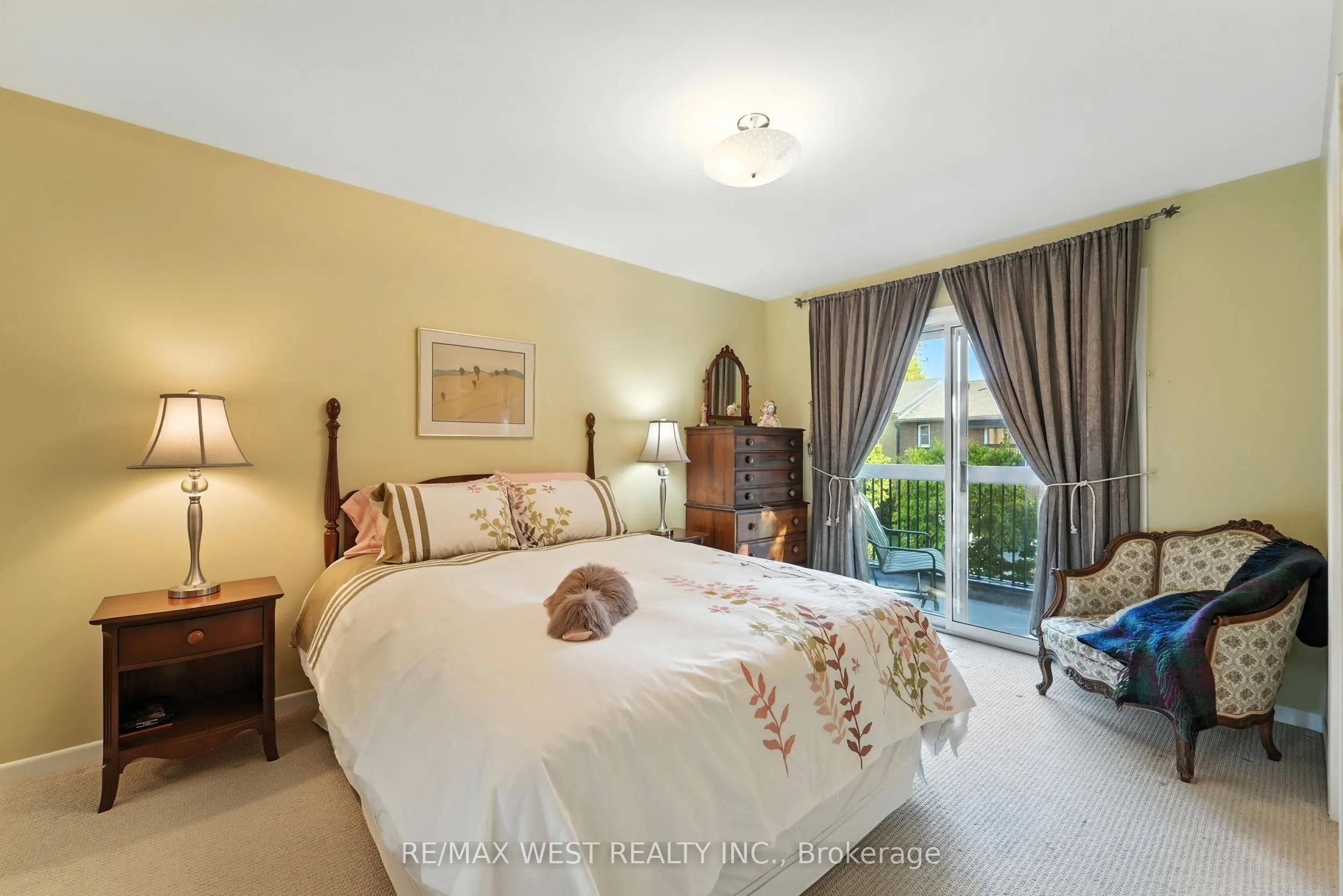 1393 Royal York Road, #16