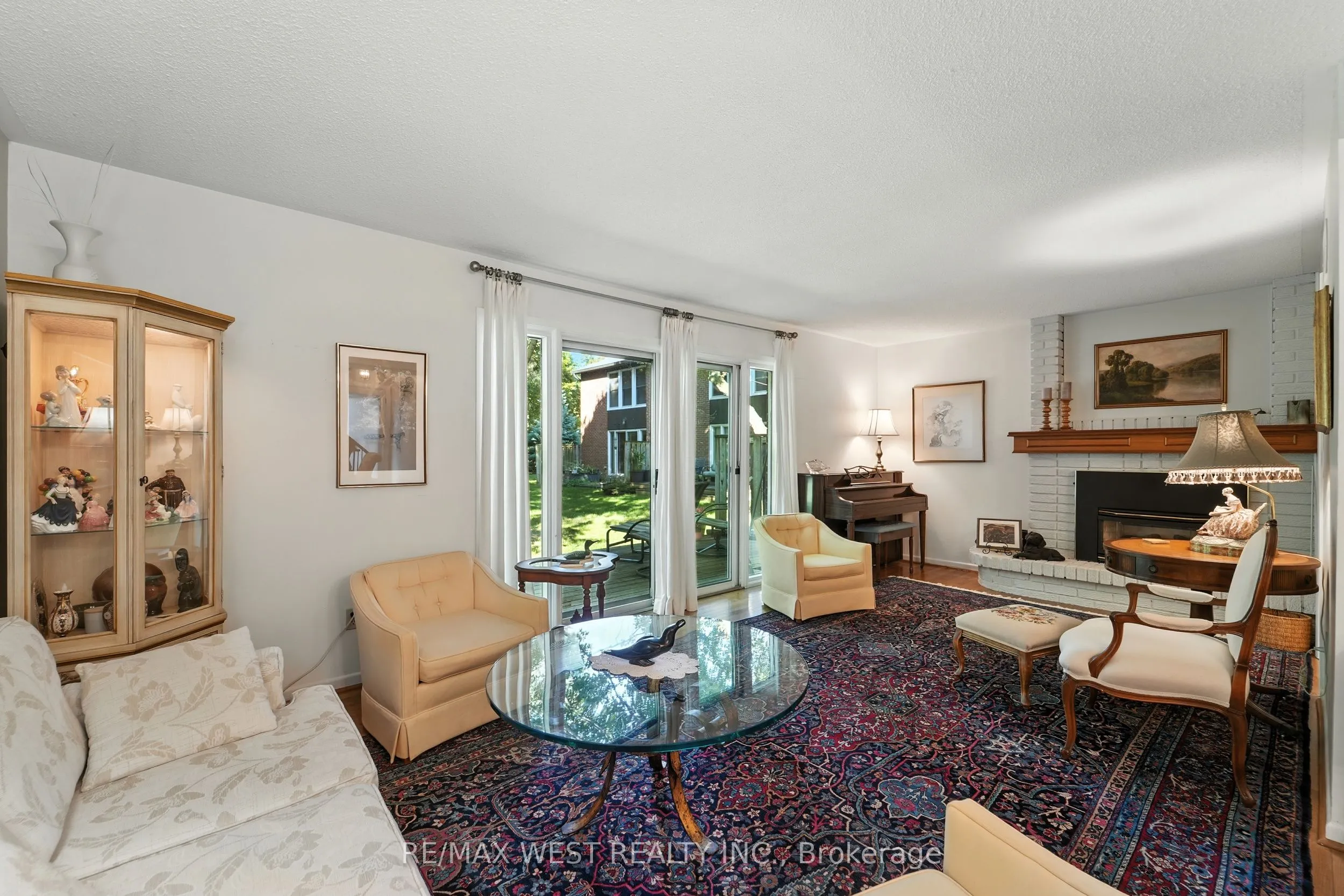 1393 Royal York Road, #16