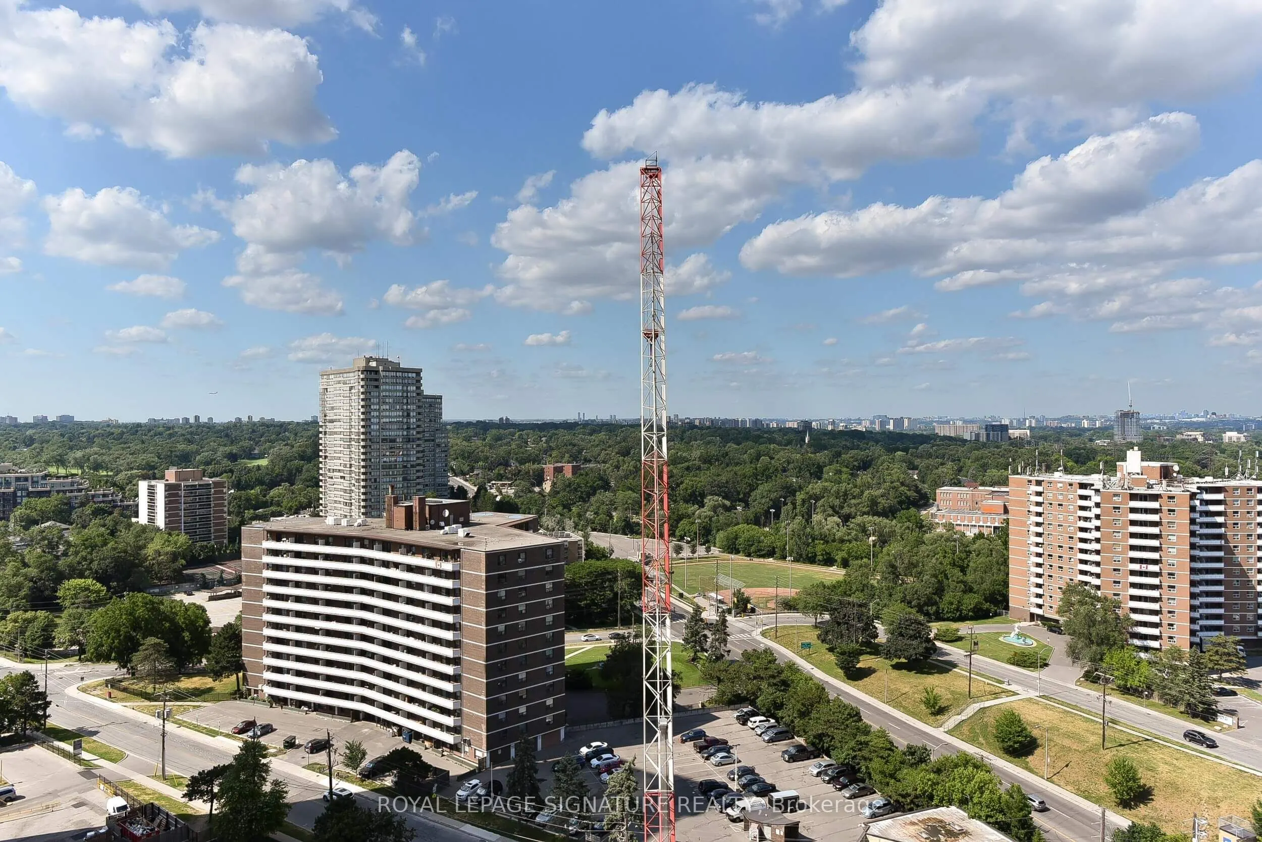 7 Mabelle Avenue, #1806