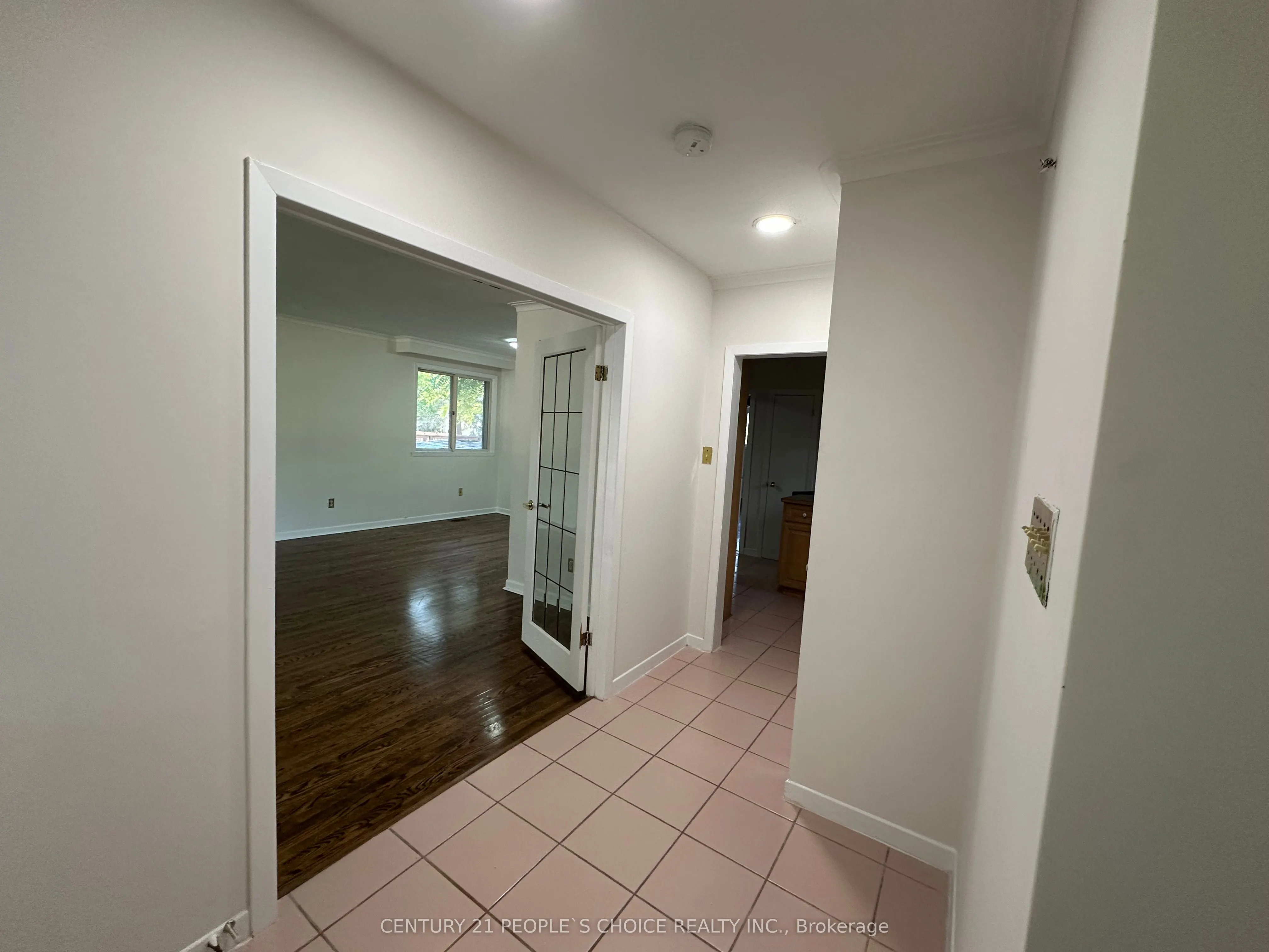 1252 Mont Clair Drive, #Main Floor
