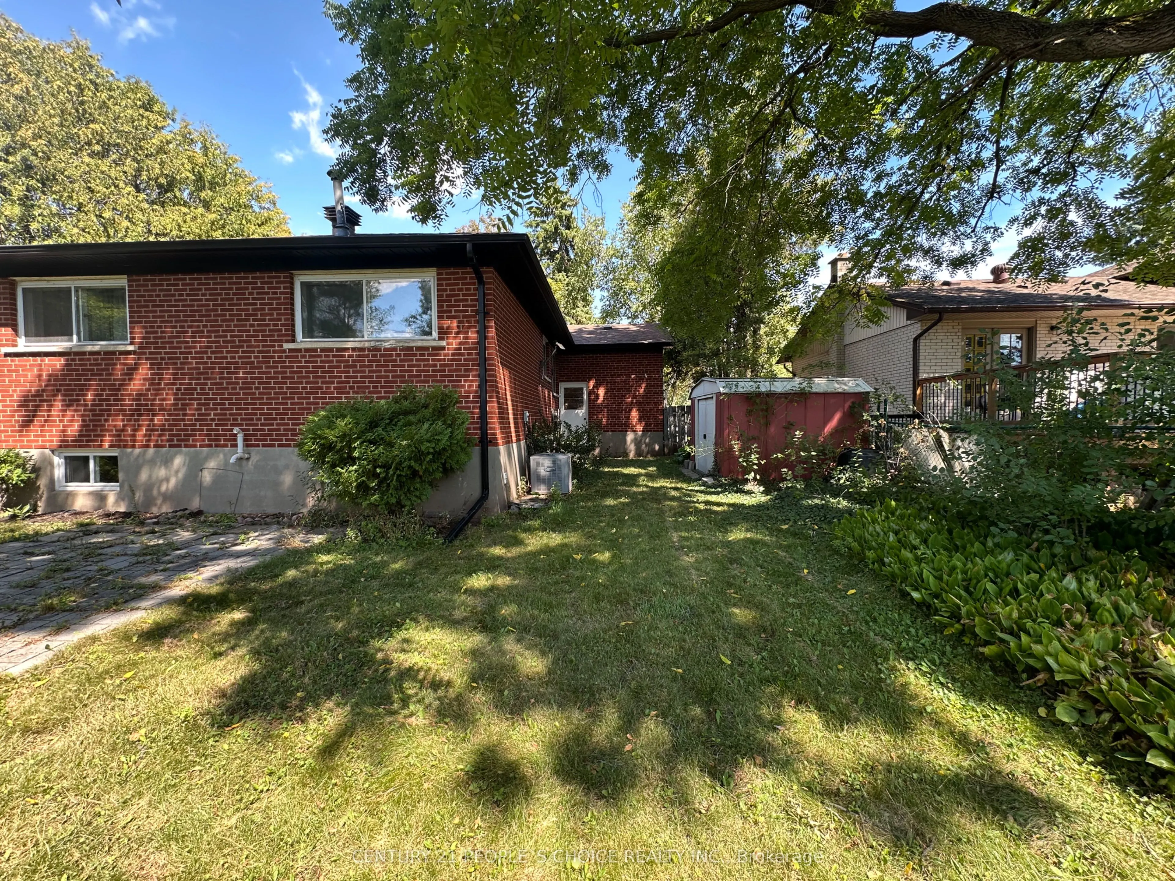 1252 Mont Clair Drive, #Main Floor