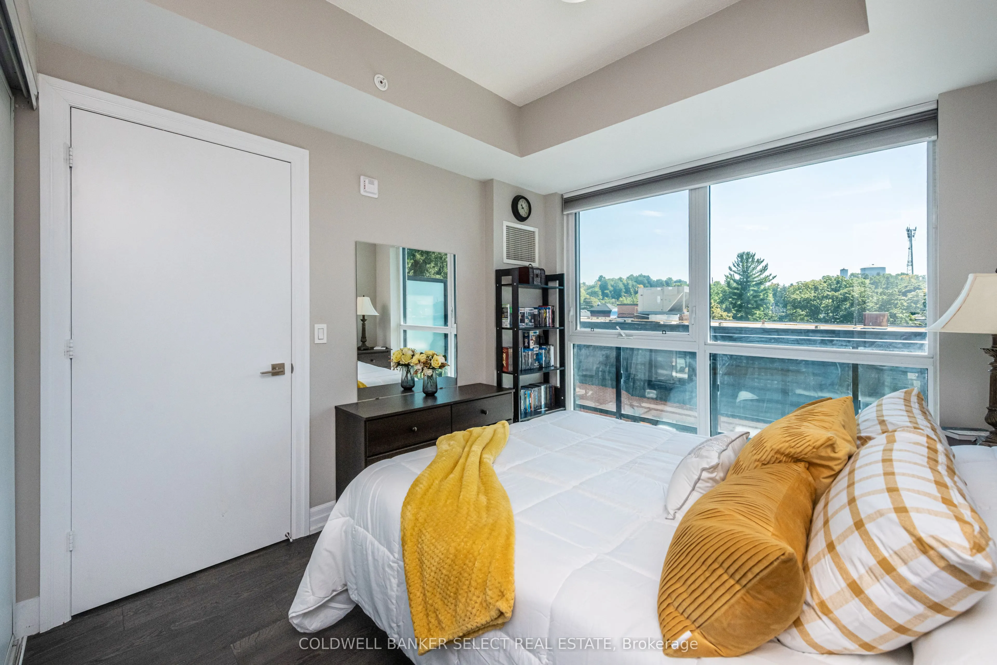 50 Ann Street, #403