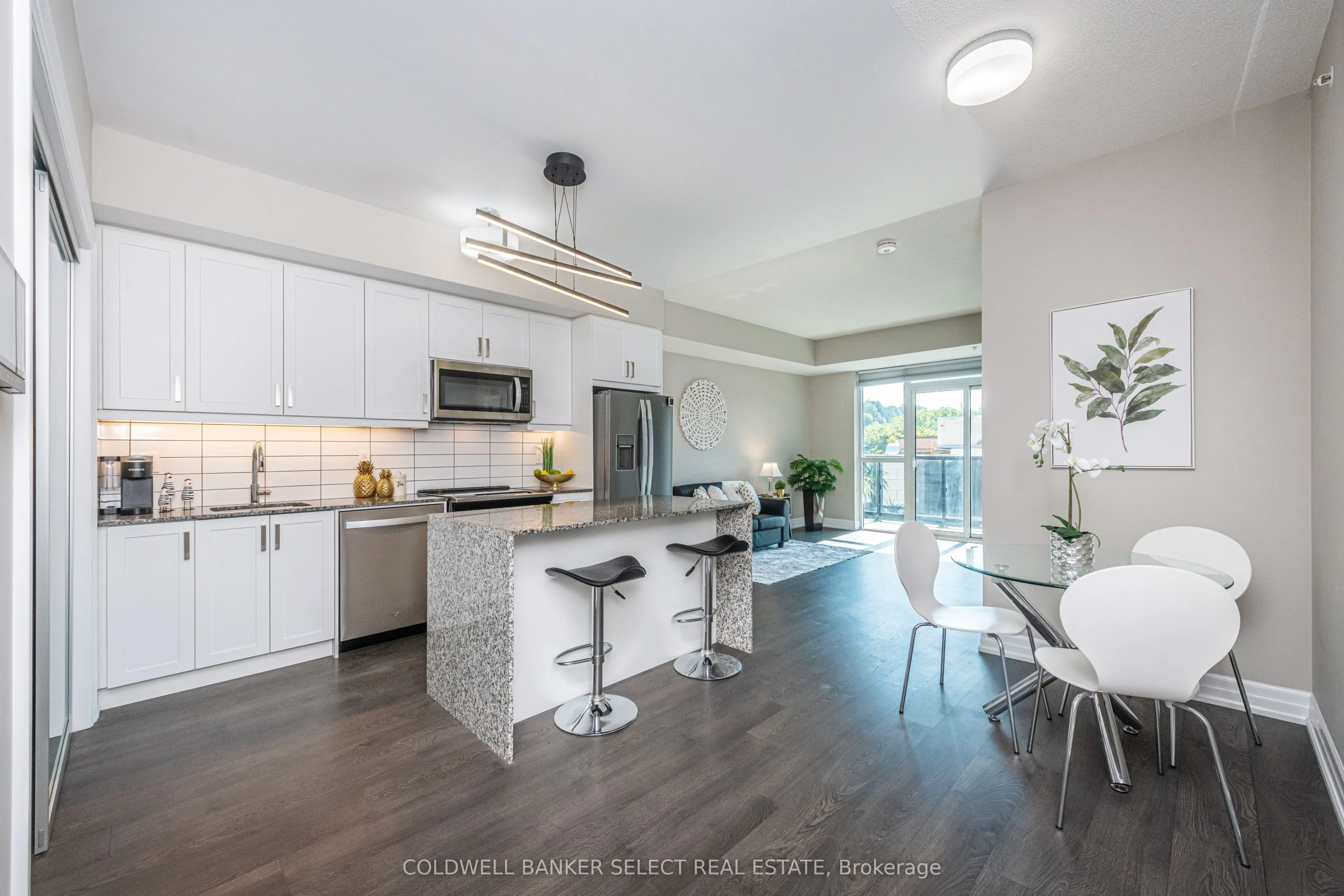 50 Ann Street, #403