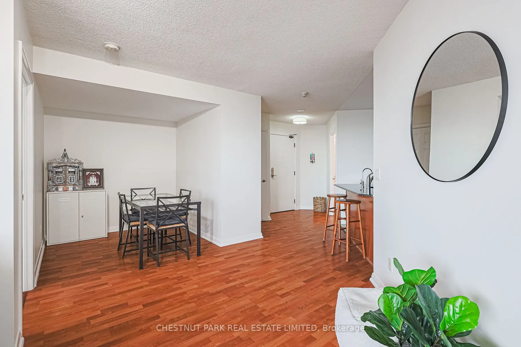 220 Forum Drive, #1401