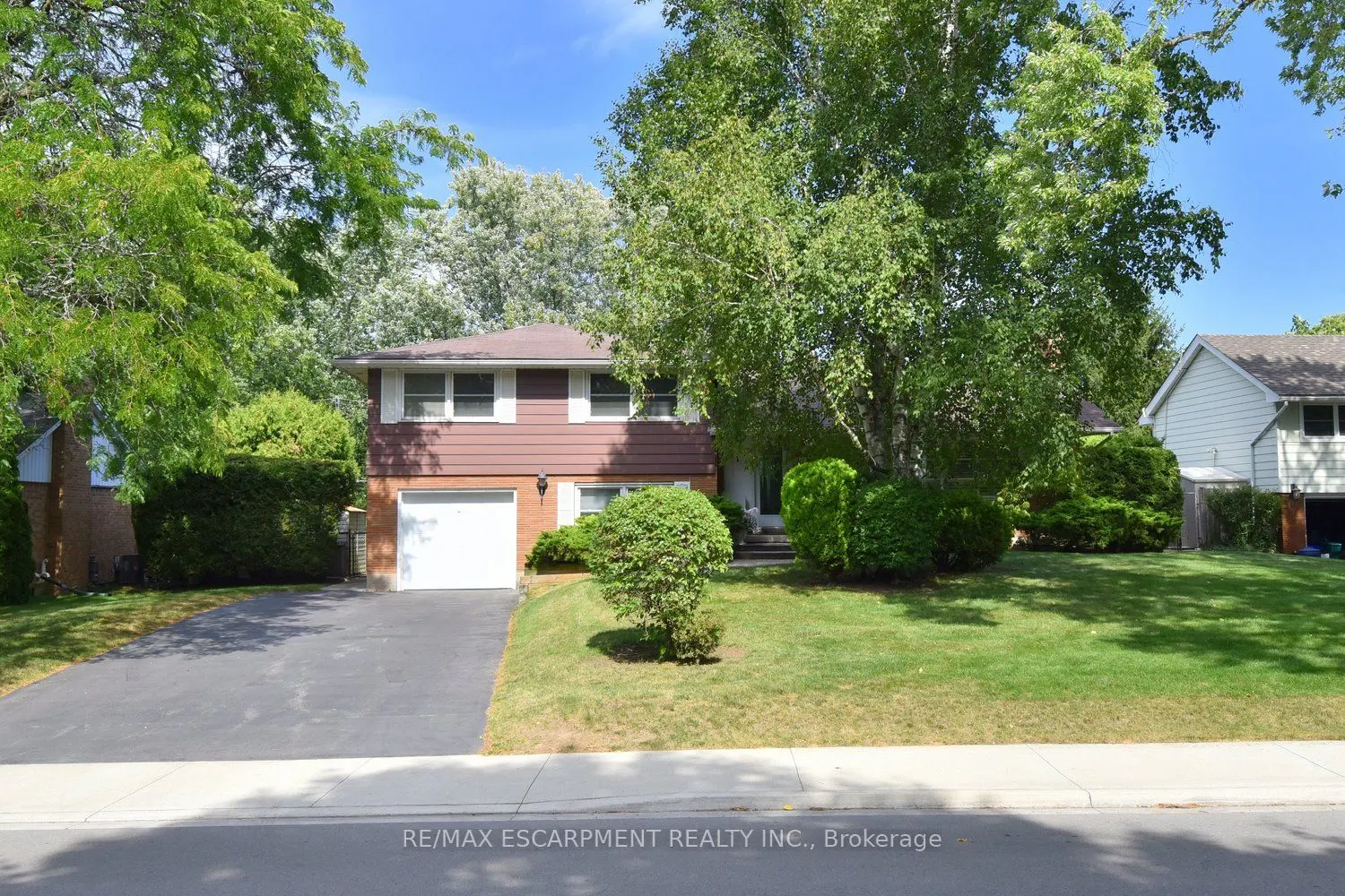 219 Strathcona Drive