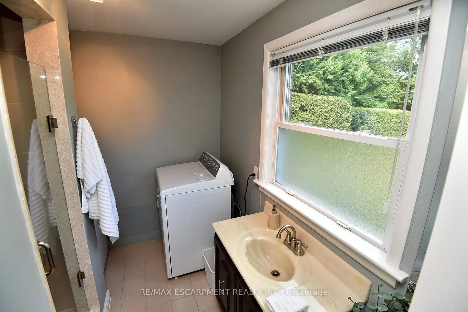 219 Strathcona Drive
