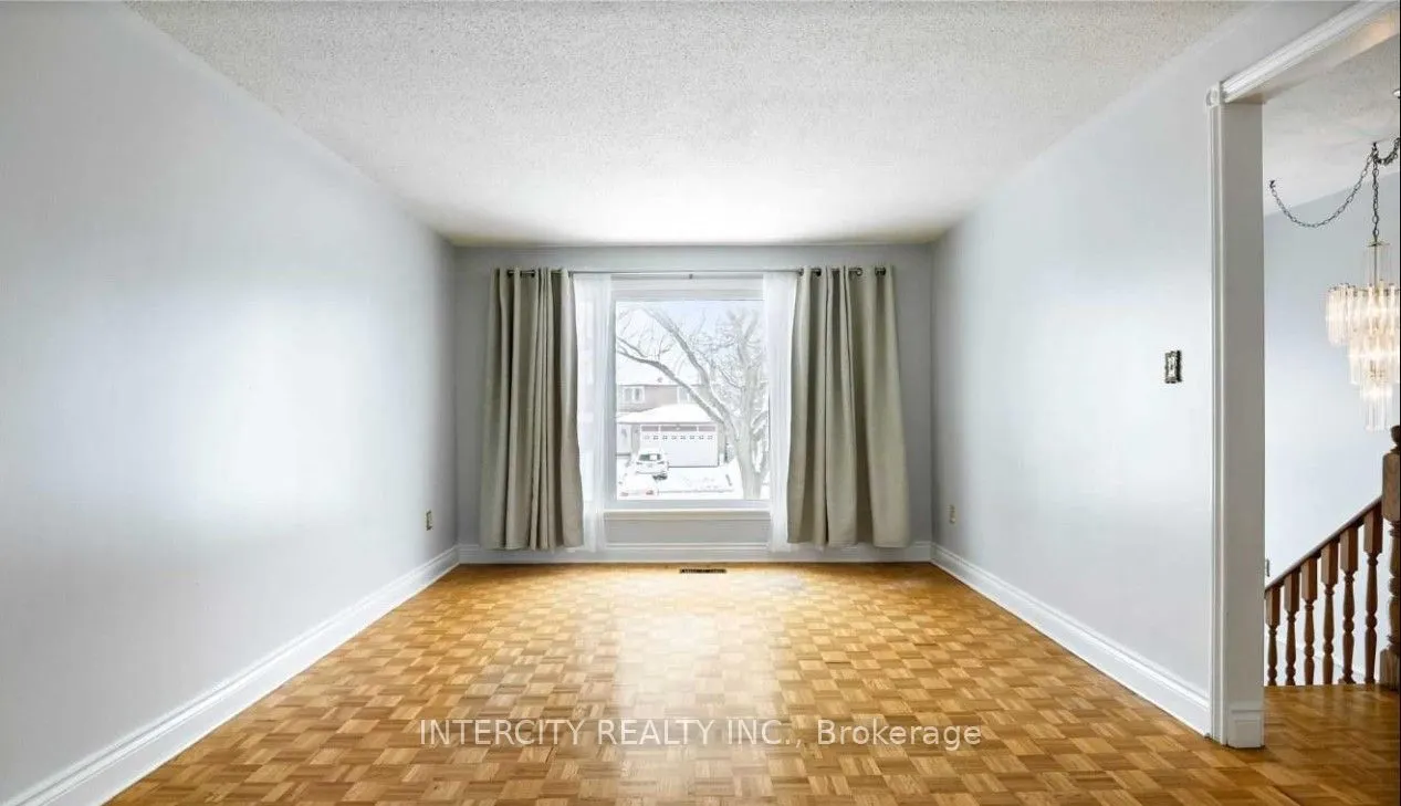 308 Centre Street N, #(MAIN)