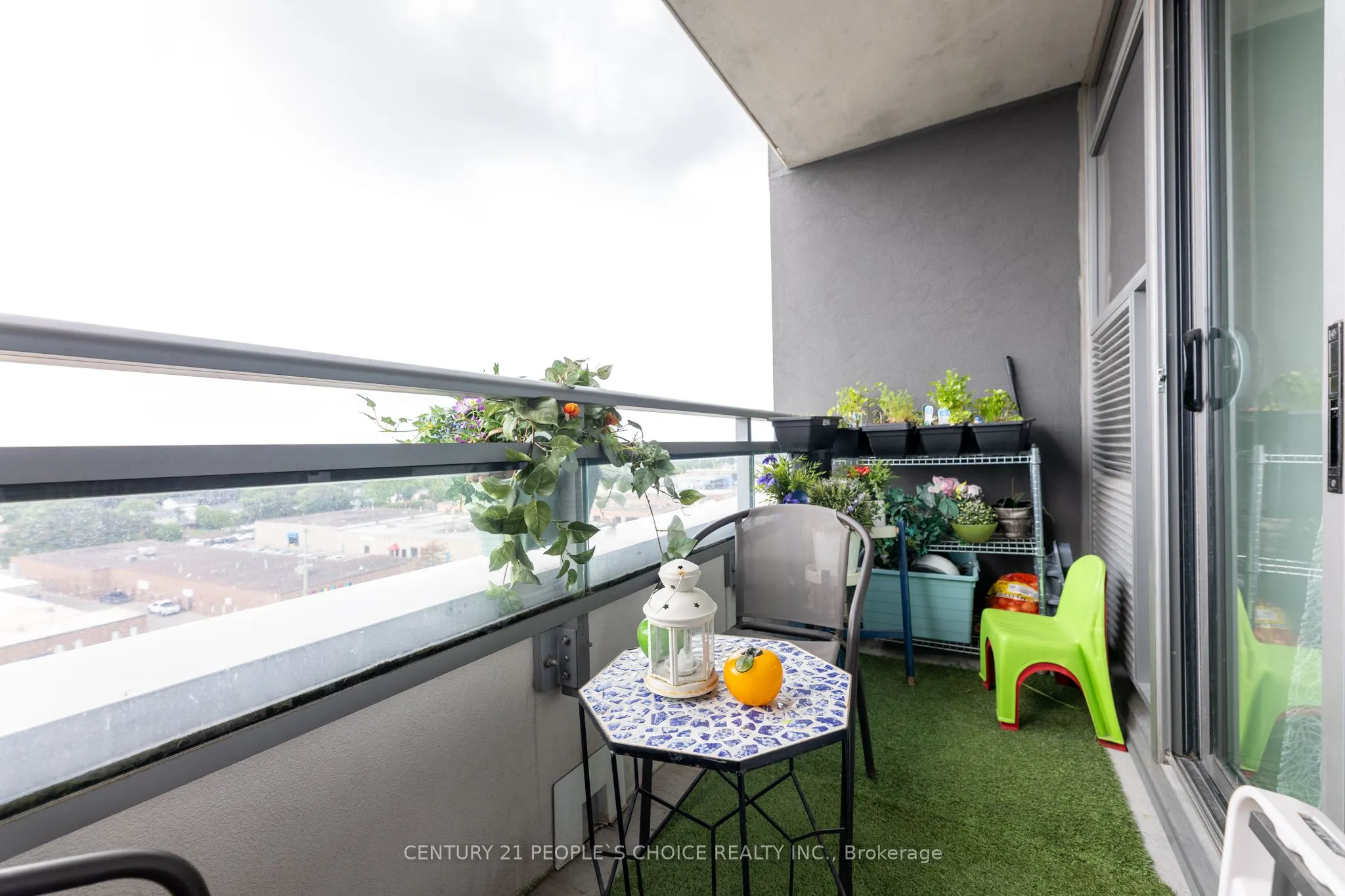 716 Main Street E, #1001