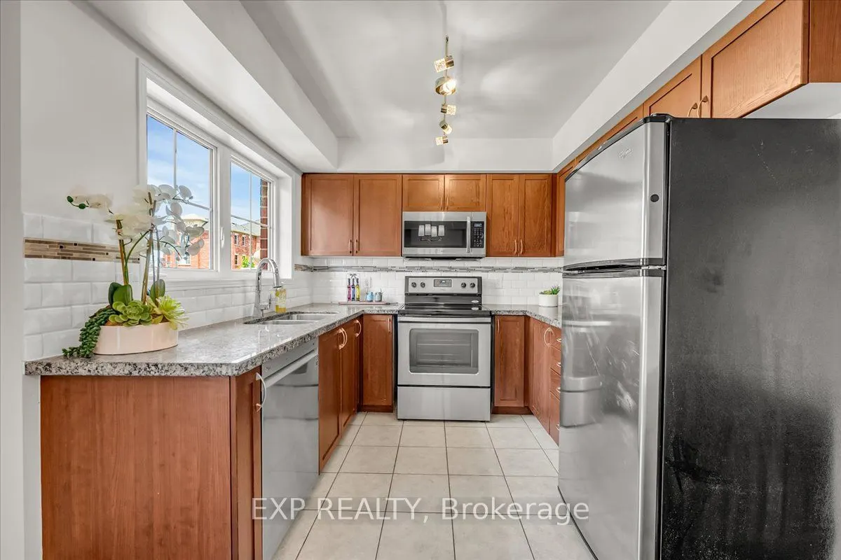 2468 Post Road, #14