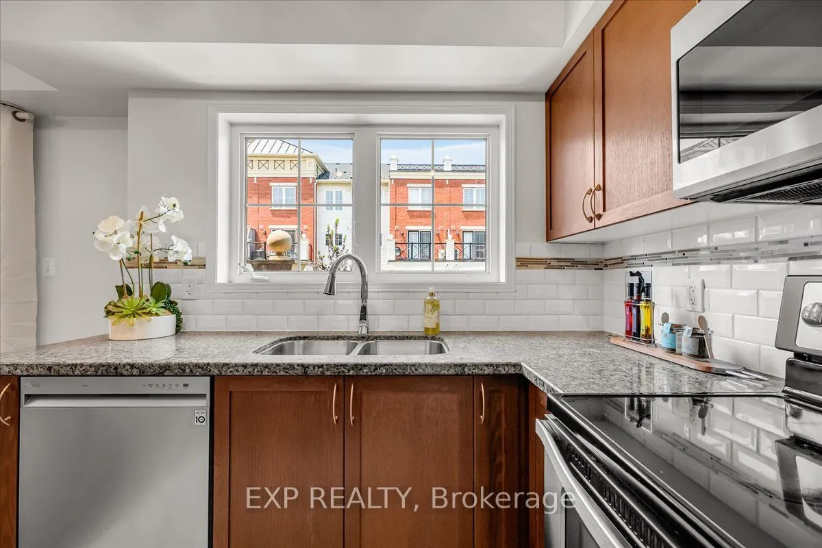 2468 Post Road, #14