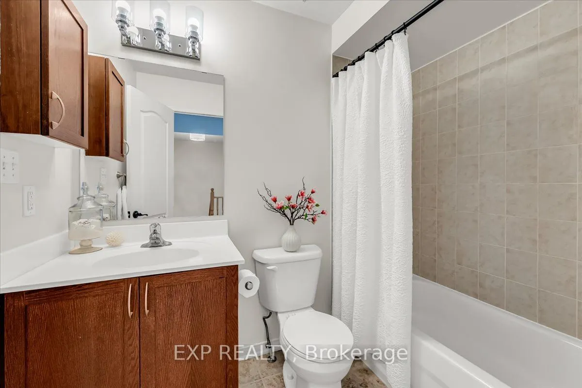 2468 Post Road, #14