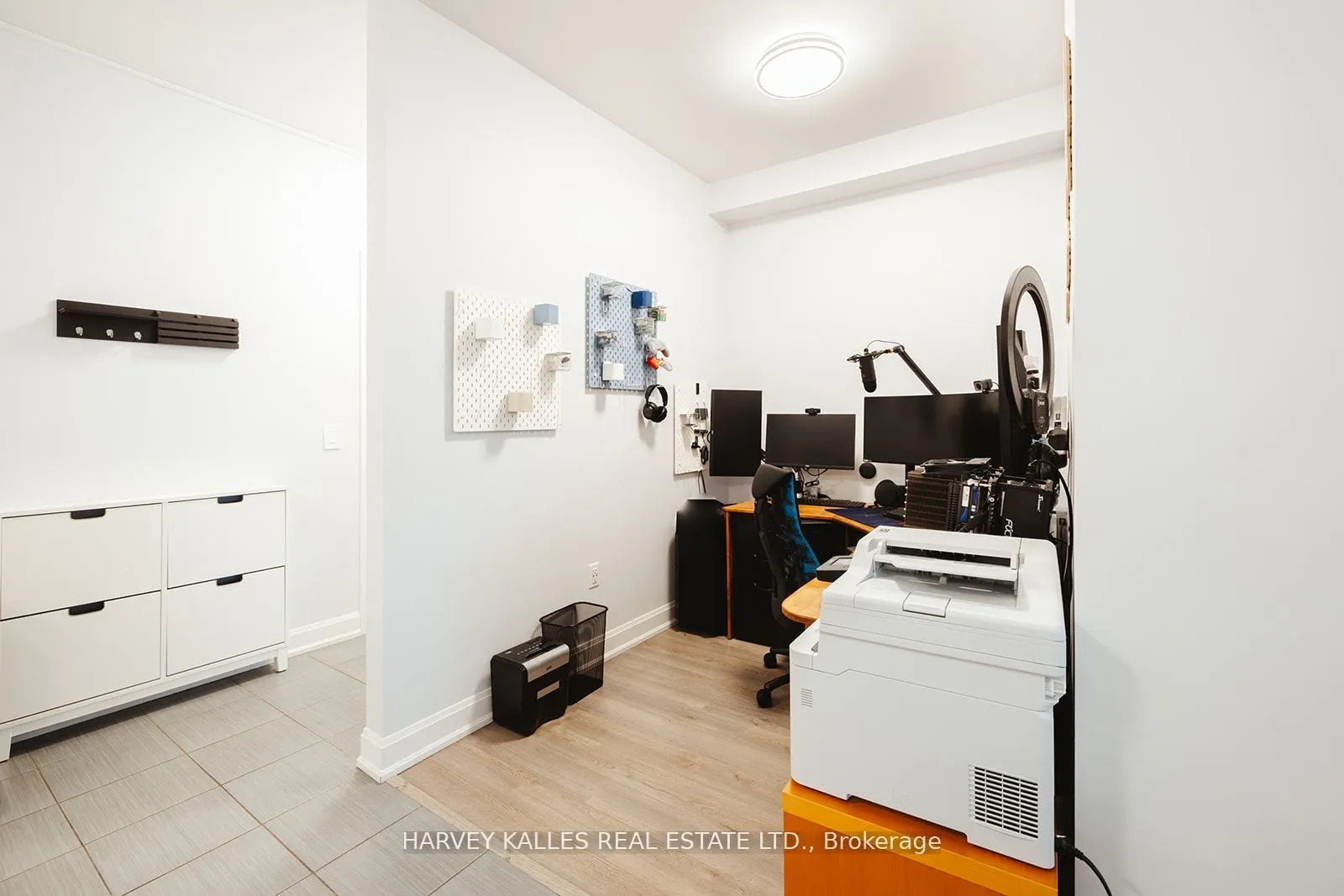 216 Oak Park Boulevard, #227