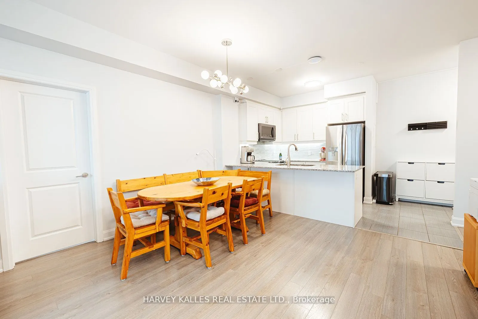 216 Oak Park Boulevard, #227