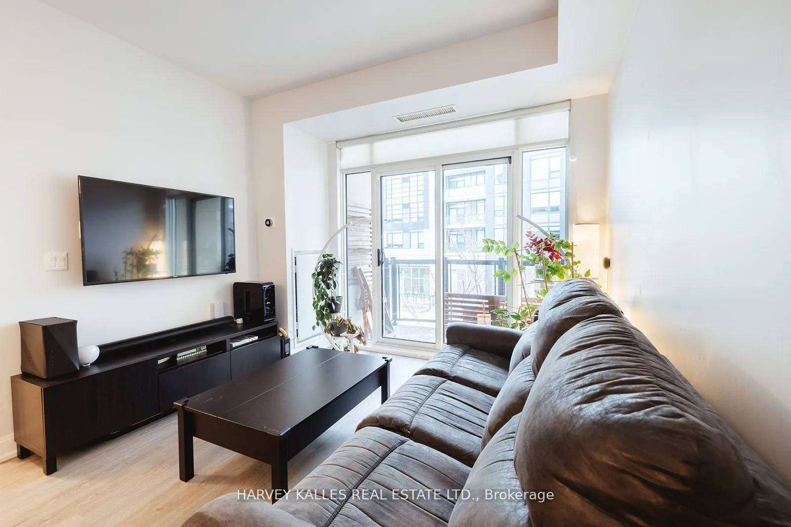 216 Oak Park Boulevard, #227