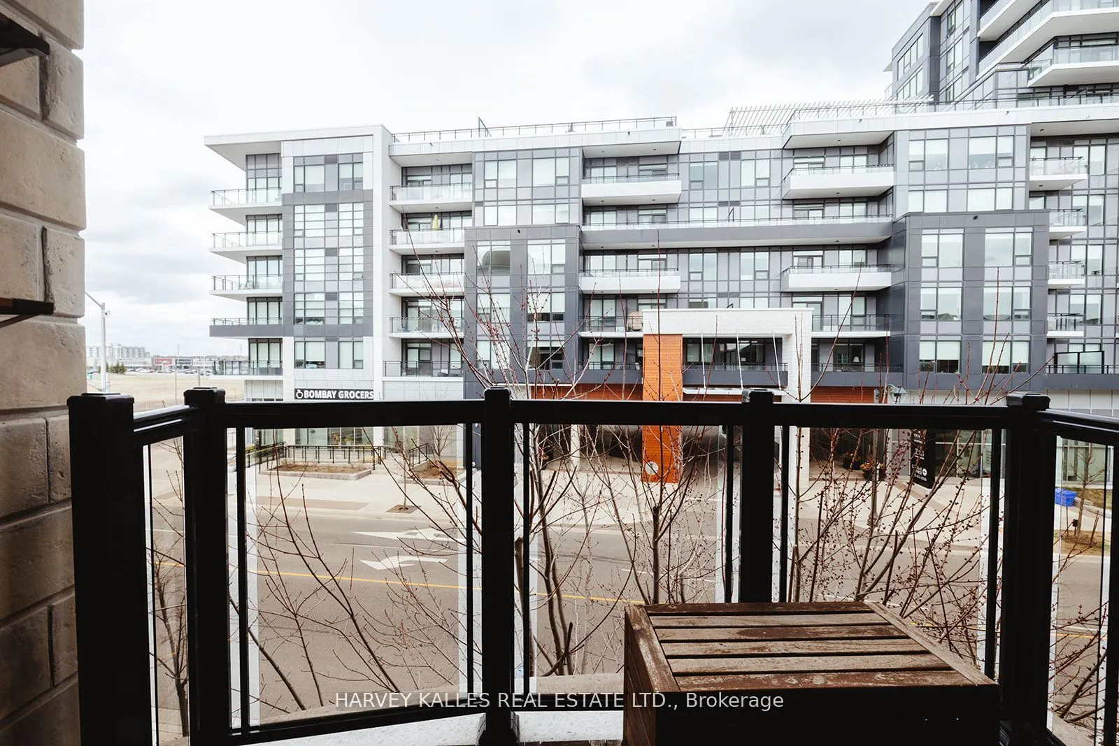 216 Oak Park Boulevard, #227