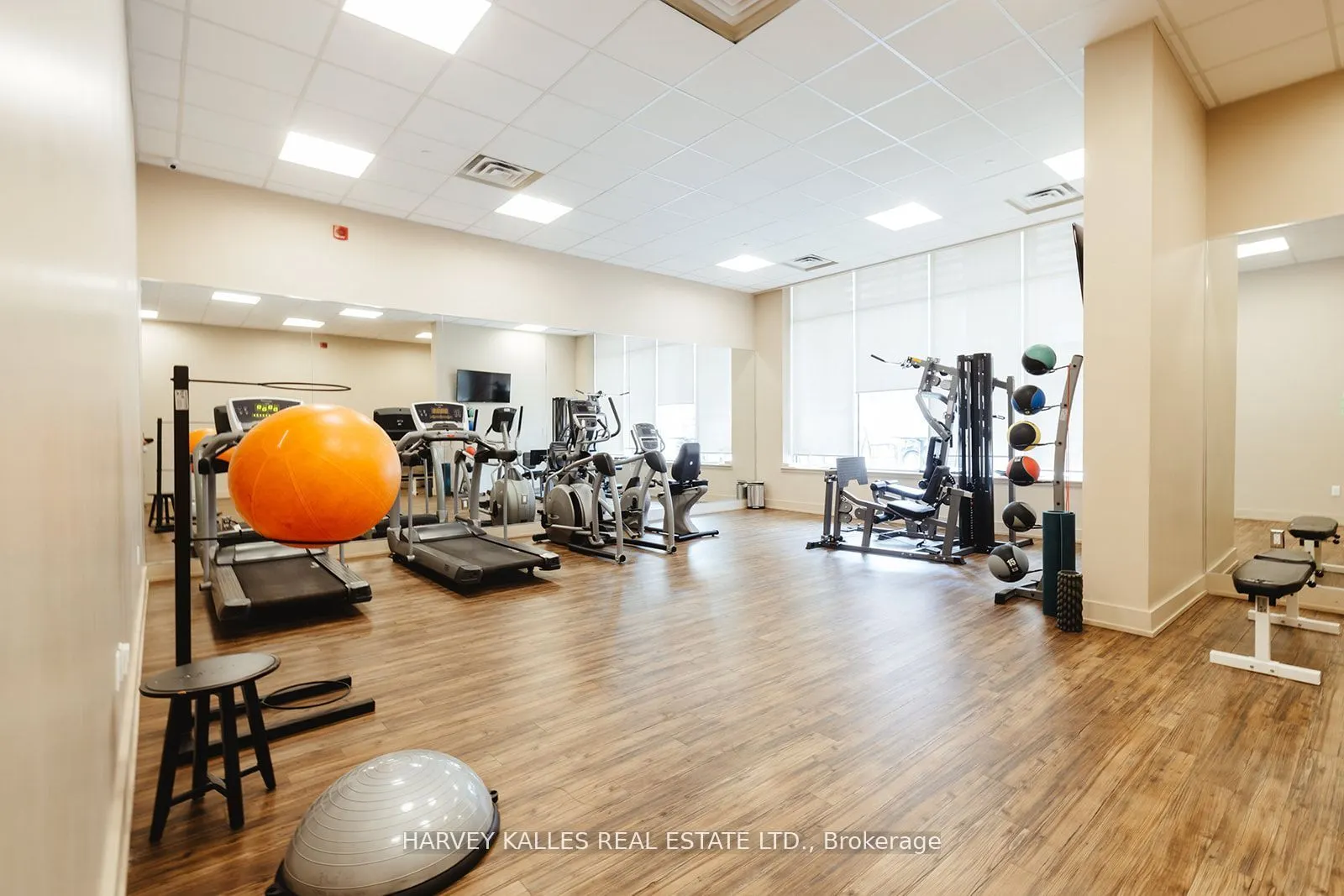 216 Oak Park Boulevard, #227