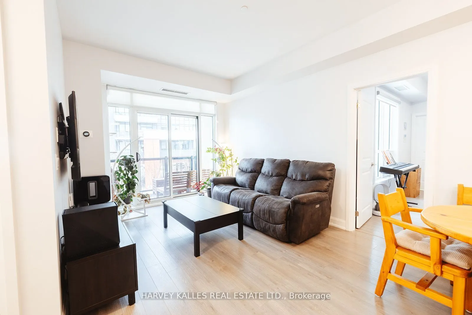 216 Oak Park Boulevard, #227
