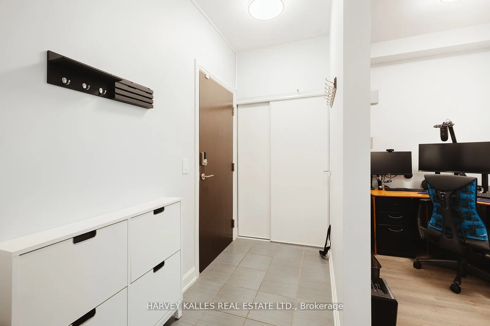 216 Oak Park Boulevard, #227
