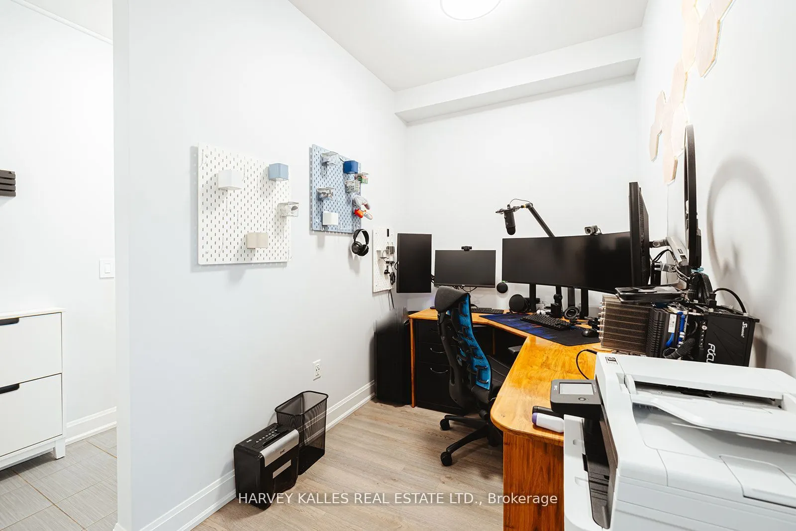 216 Oak Park Boulevard, #227