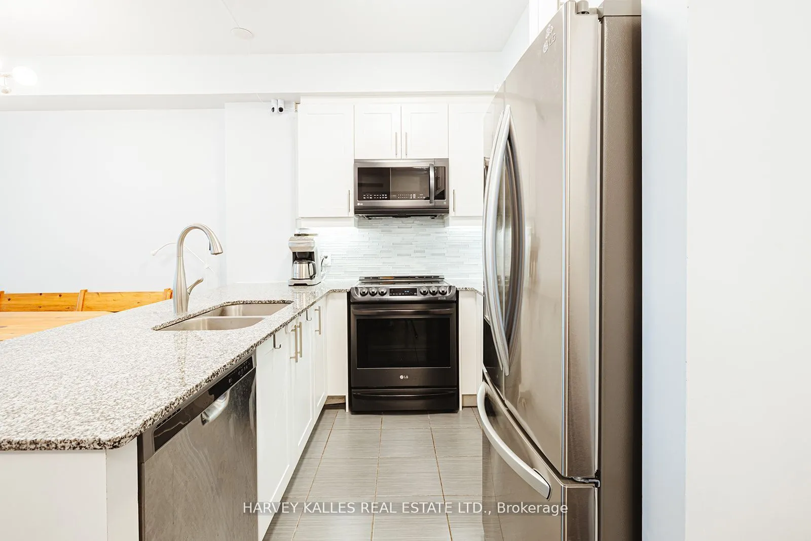 216 Oak Park Boulevard, #227