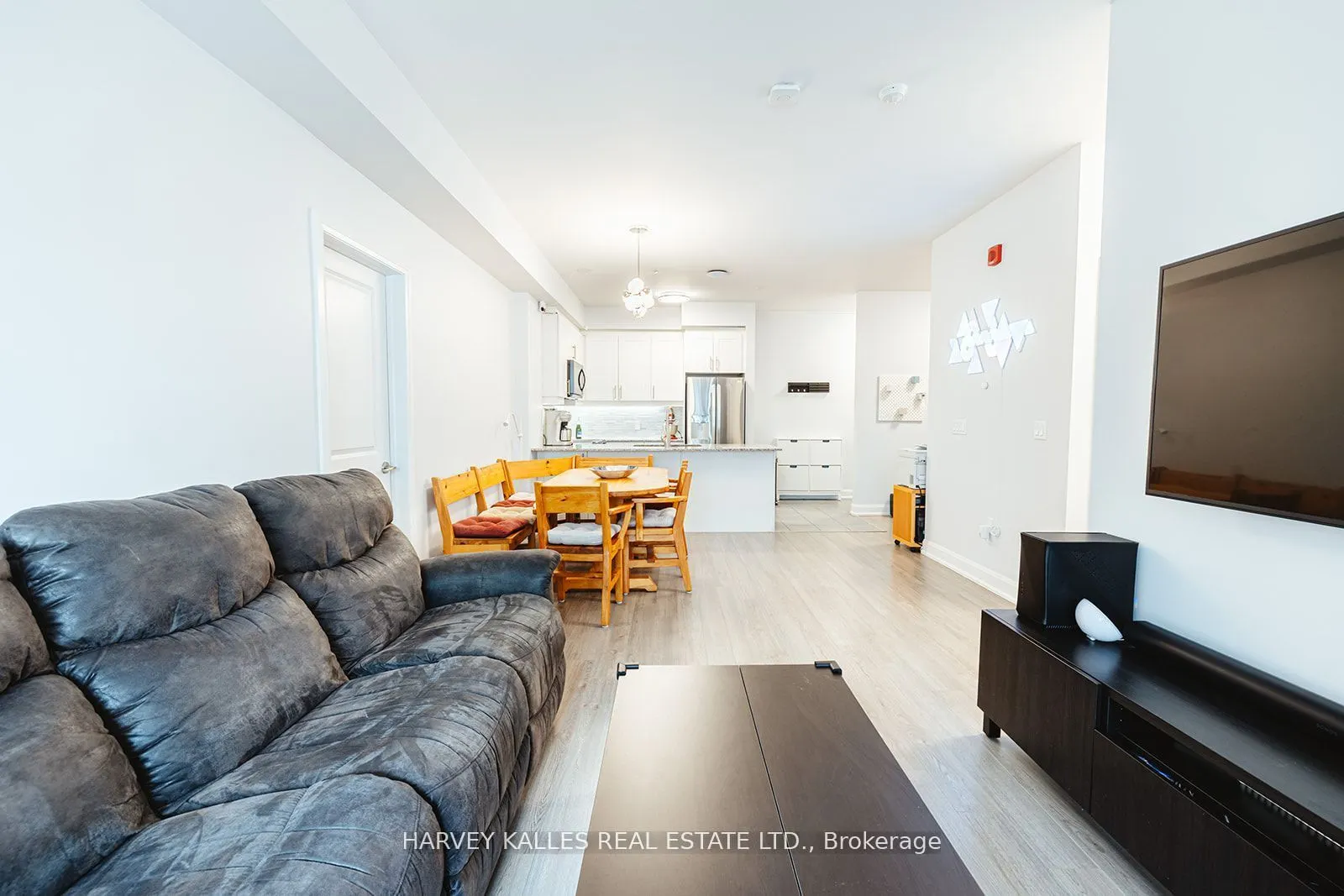 216 Oak Park Boulevard, #227