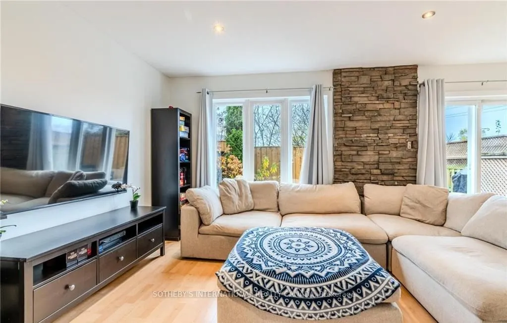 5110 Fairview Street, #7
