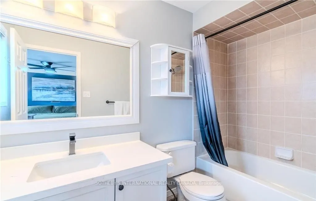 5110 Fairview Street, #7