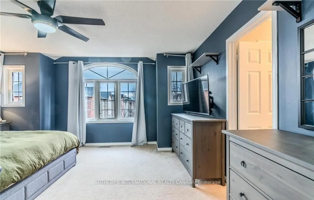 5110 Fairview Street, #7