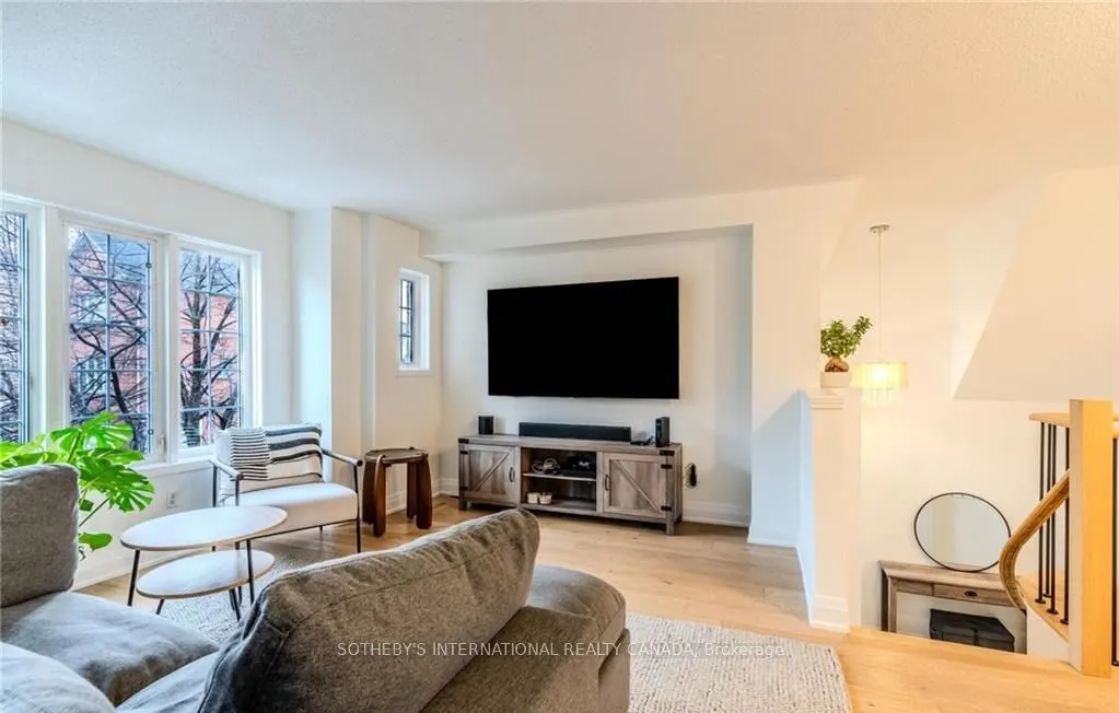 5110 Fairview Street, #7