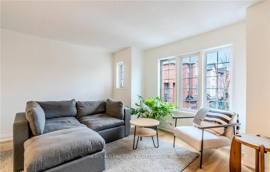 5110 Fairview Street, #7