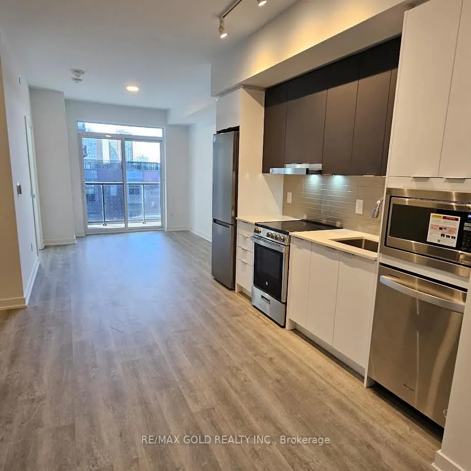 5105 Hurontario Street, #321