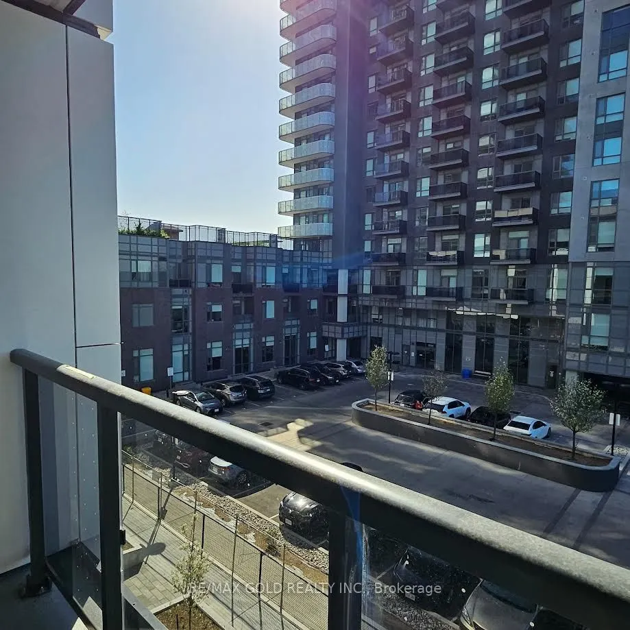 5105 Hurontario Street, #321