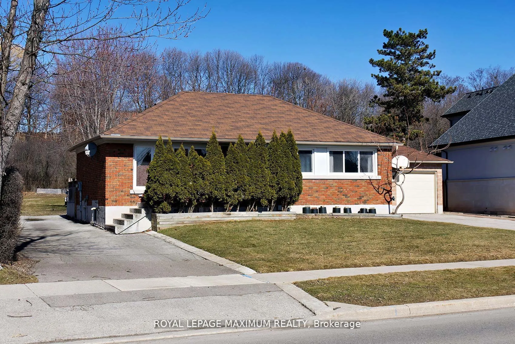 149 Leighland Avenue
