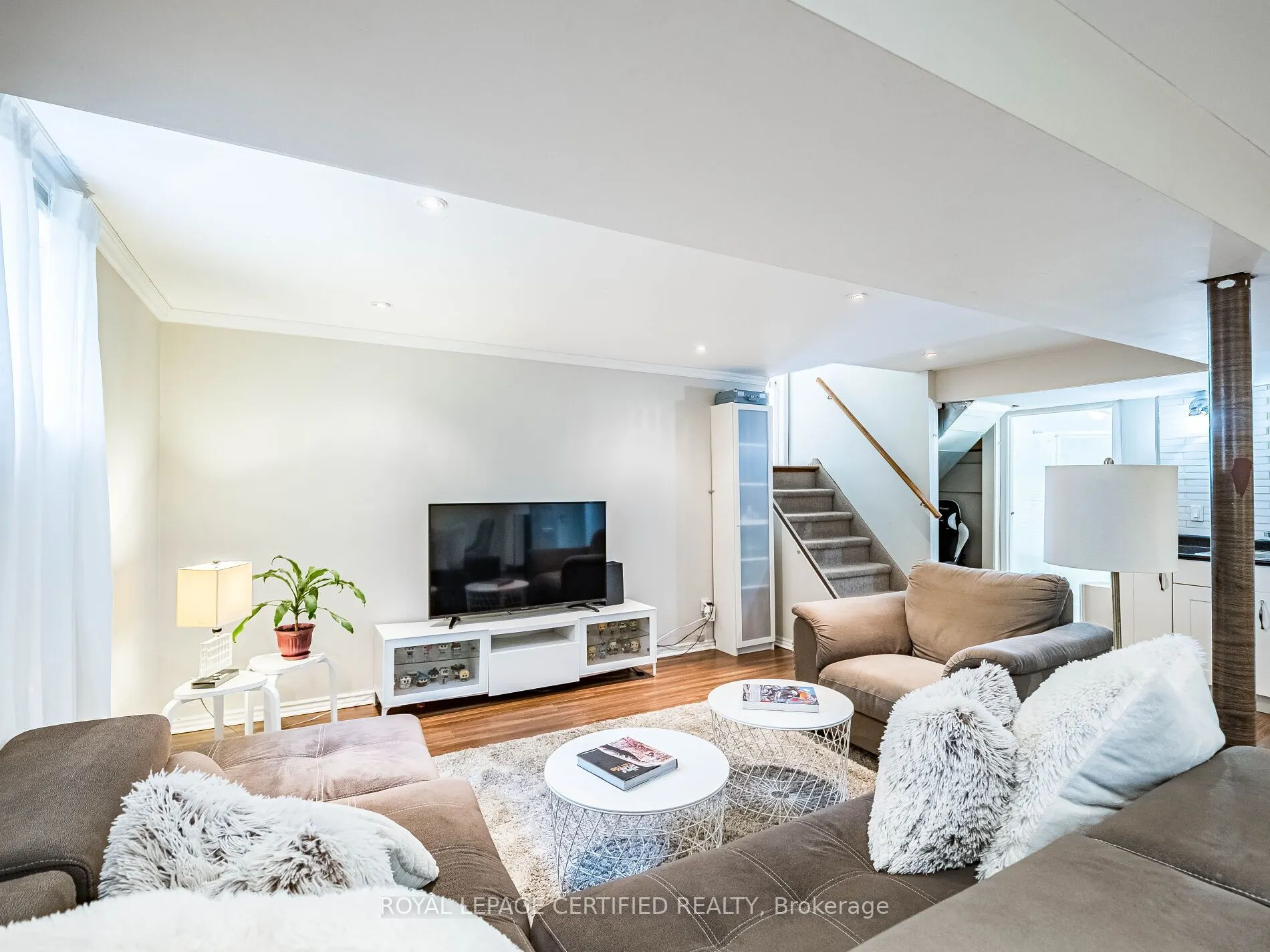3525 Burningelm Crescent