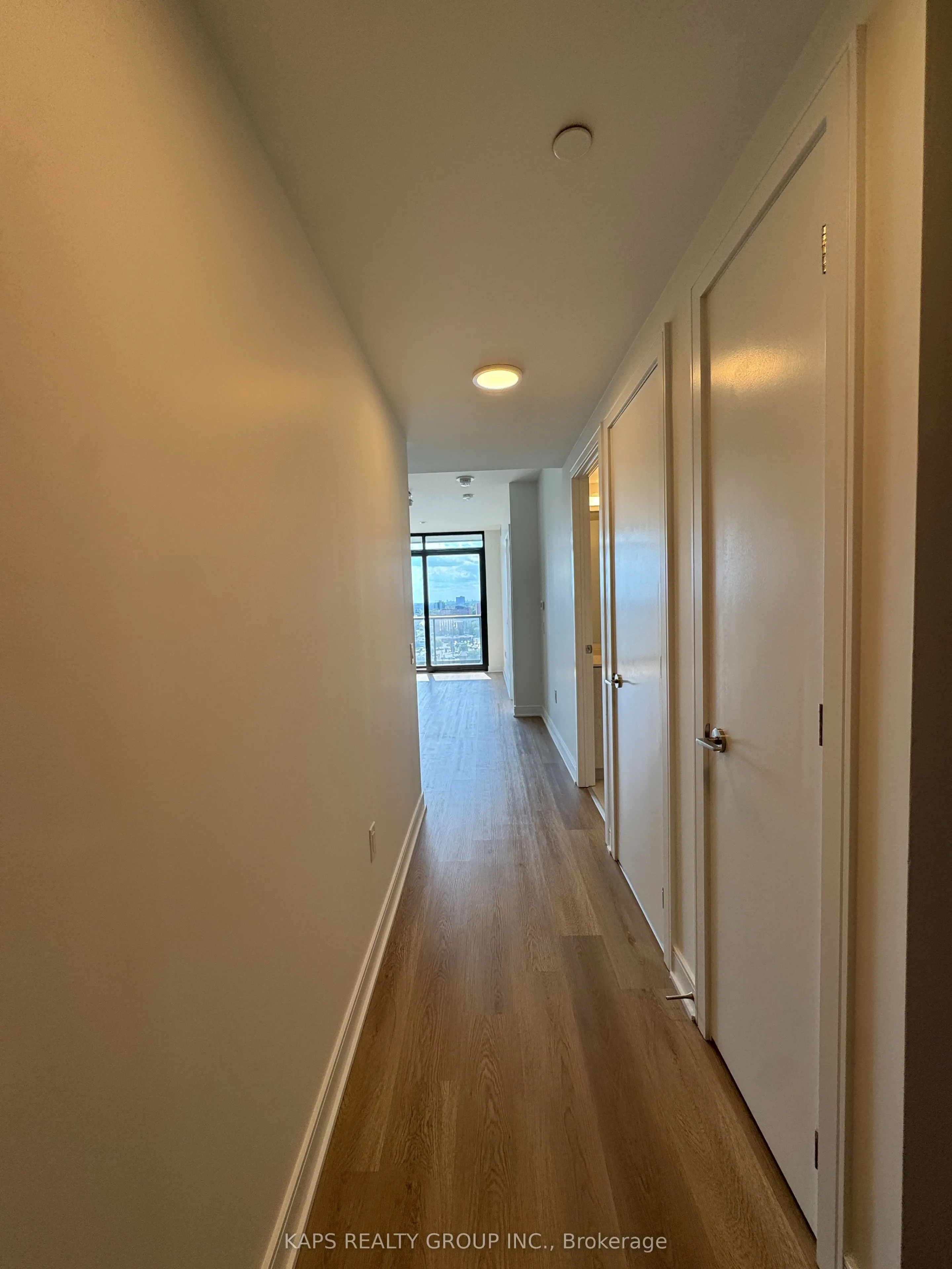86 Dundas Street E, #1117