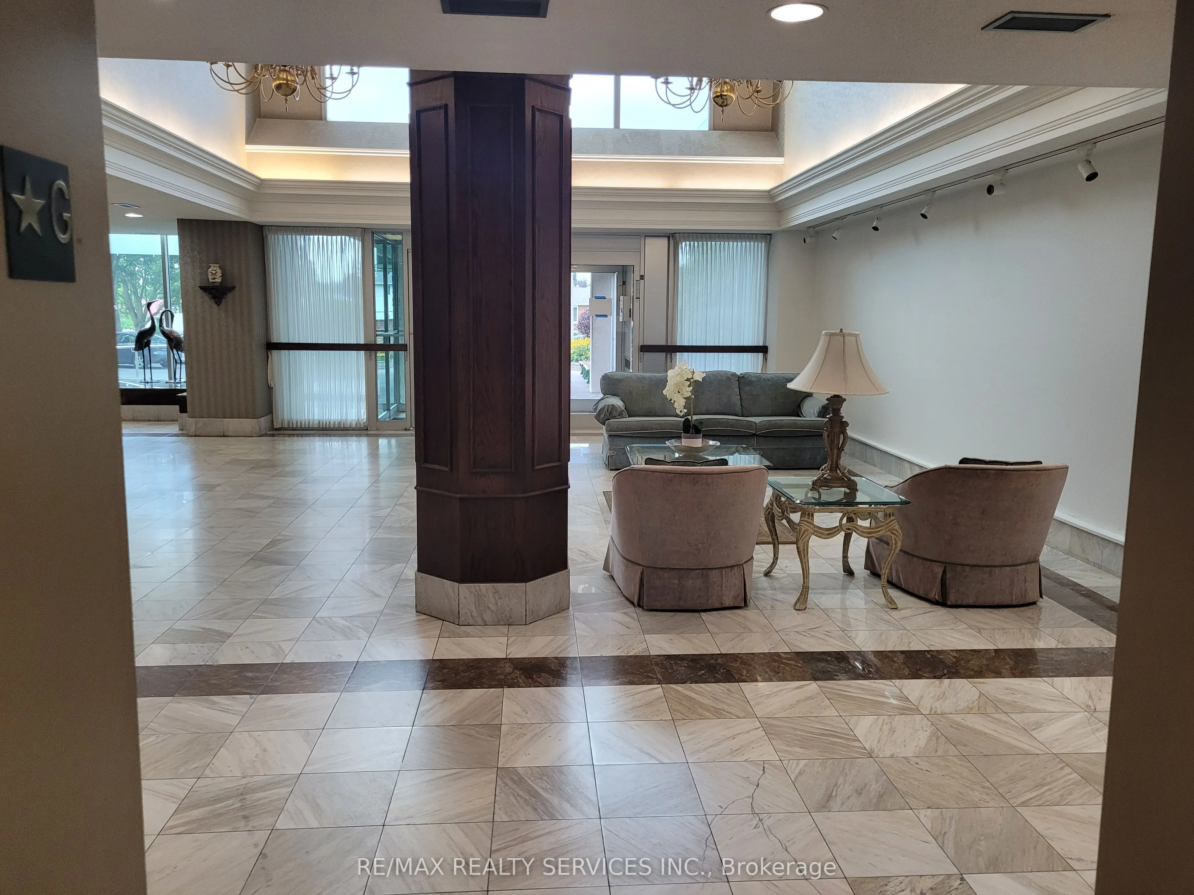 330 Mill Street S, #1206