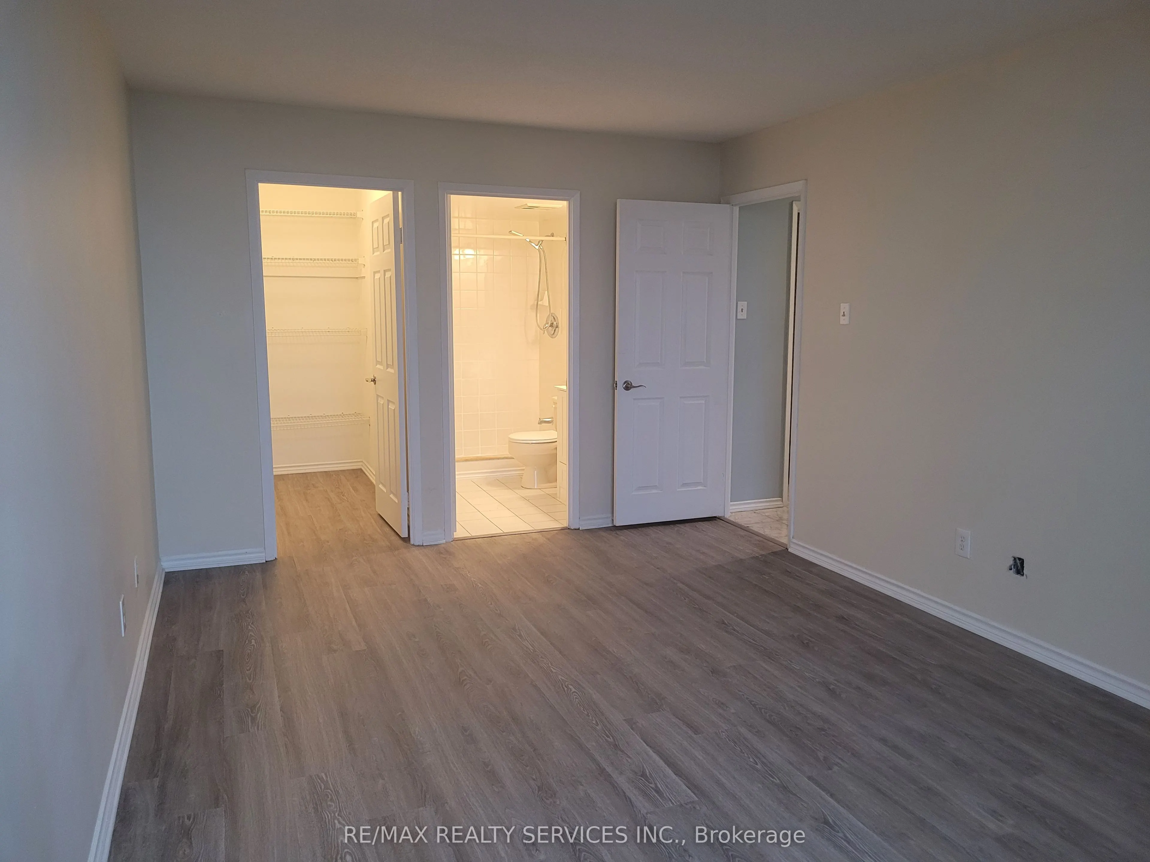 330 Mill Street S, #1206