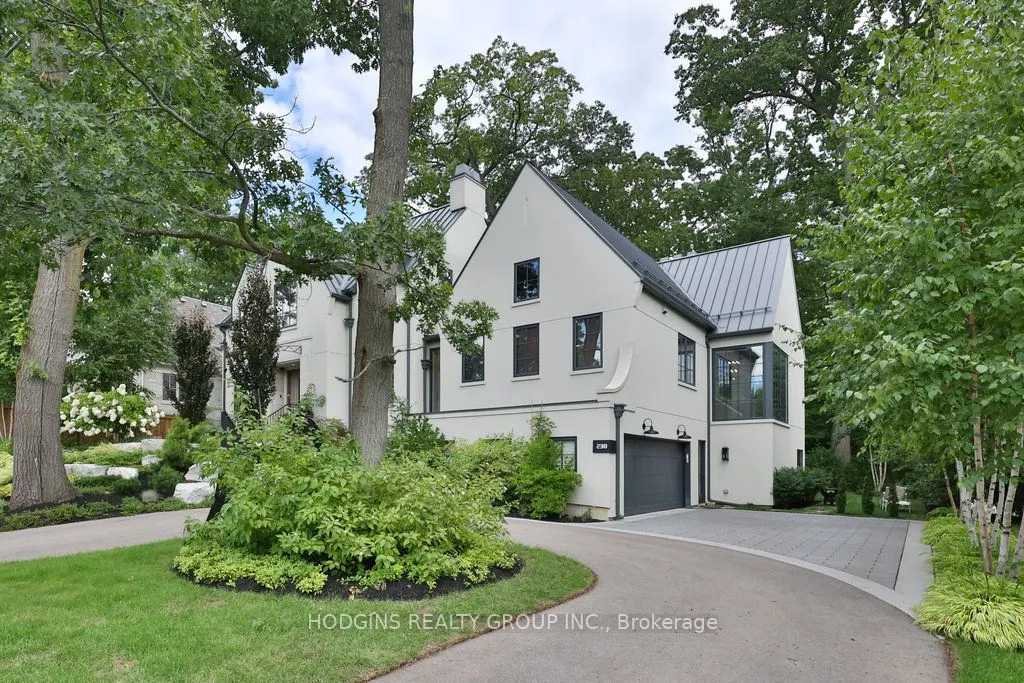 238 Mineola Road W