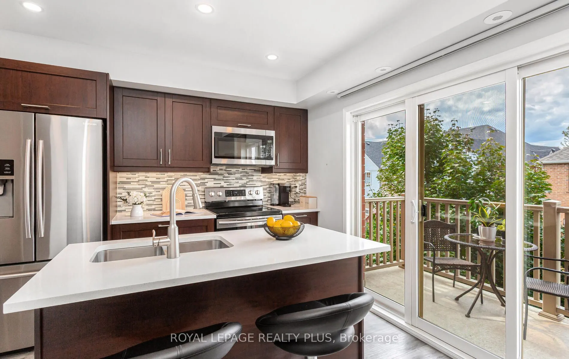 5050 Intrepid Drive, #27