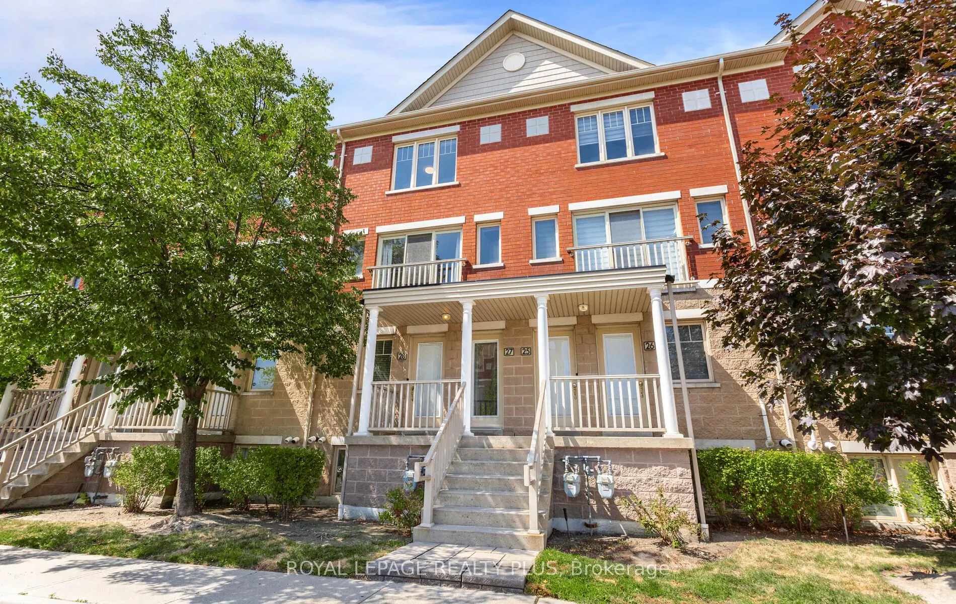 5050 Intrepid Drive, #27